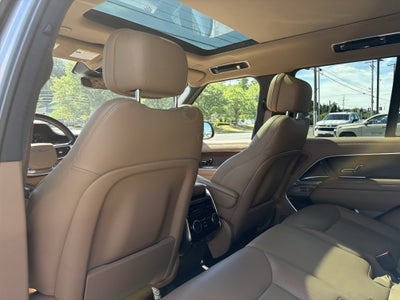 2023 Land Rover Range Rover SE