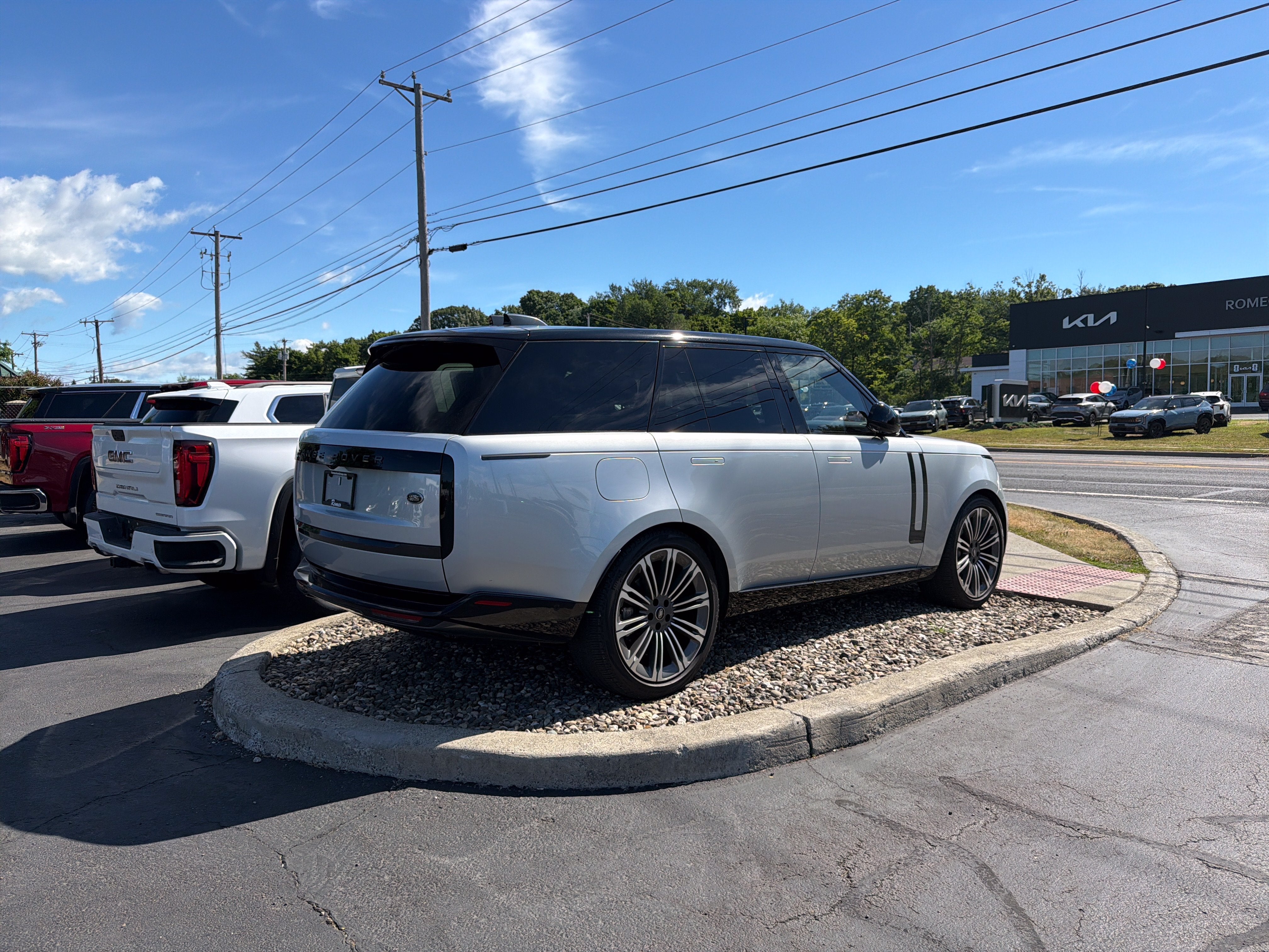 2023 Land Rover Range Rover SE