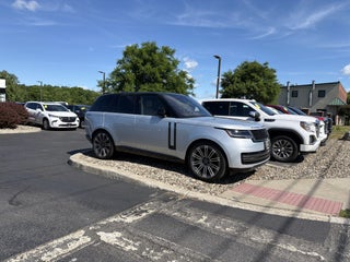 2023 Land Rover Range Rover SE