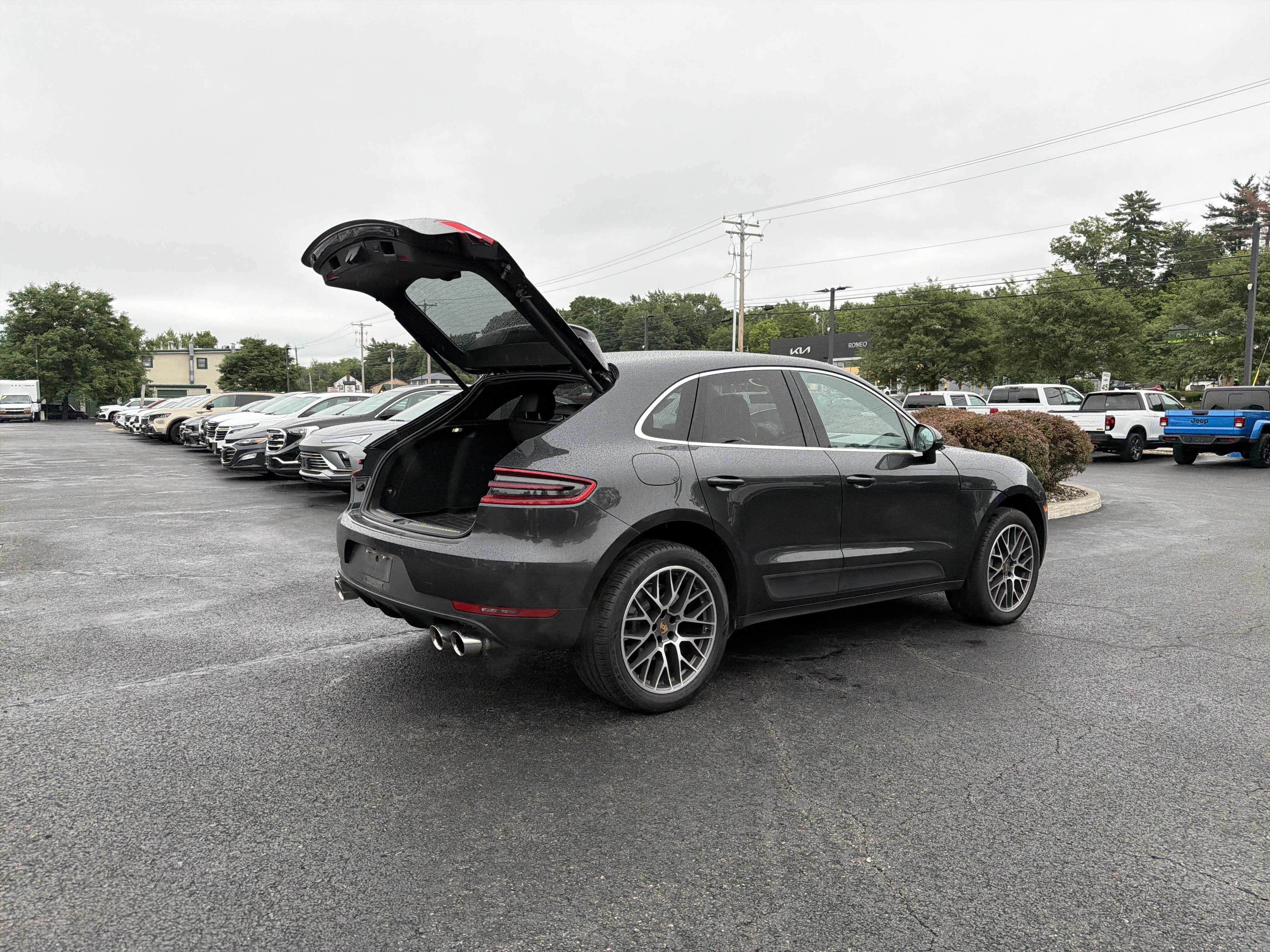2018 Porsche Macan S