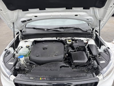 2019 Volvo XC40 T5 R-Design