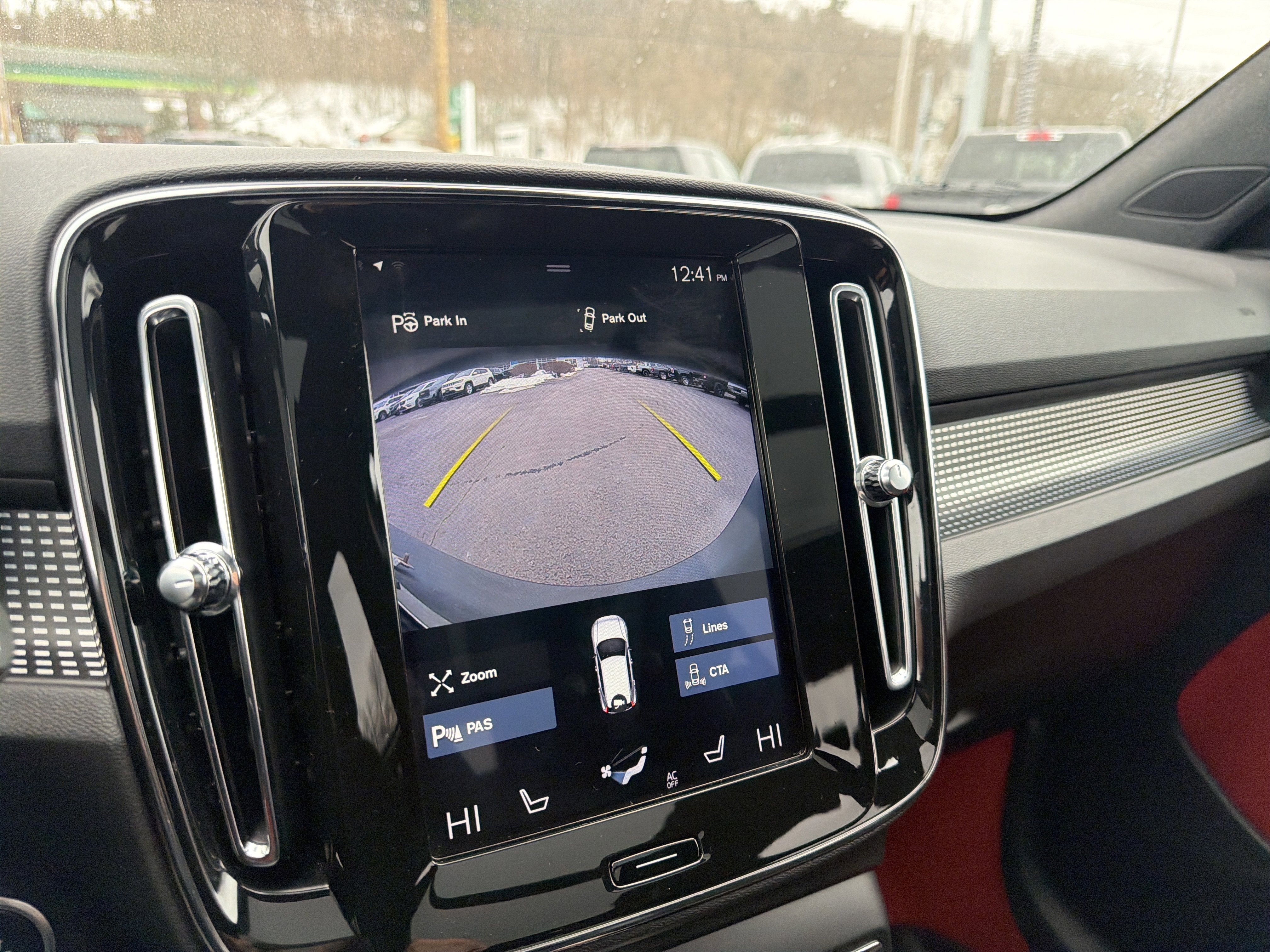 2019 Volvo XC40 T5 R-Design