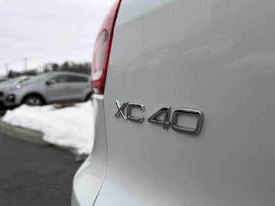 2019 Volvo XC40 T5 R-Design