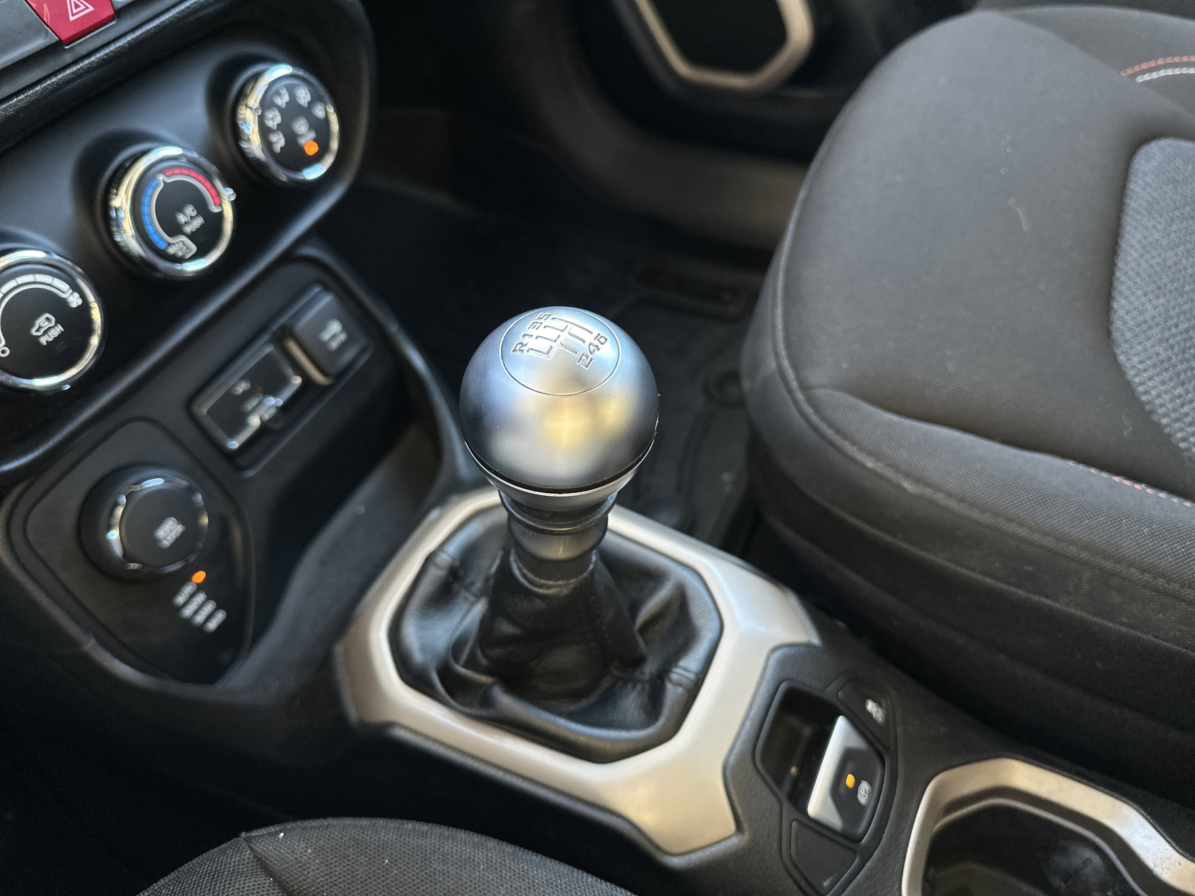 2016 Jeep Renegade 75th Anniversary