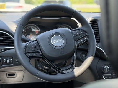 2023 Jeep Cherokee Altitude
