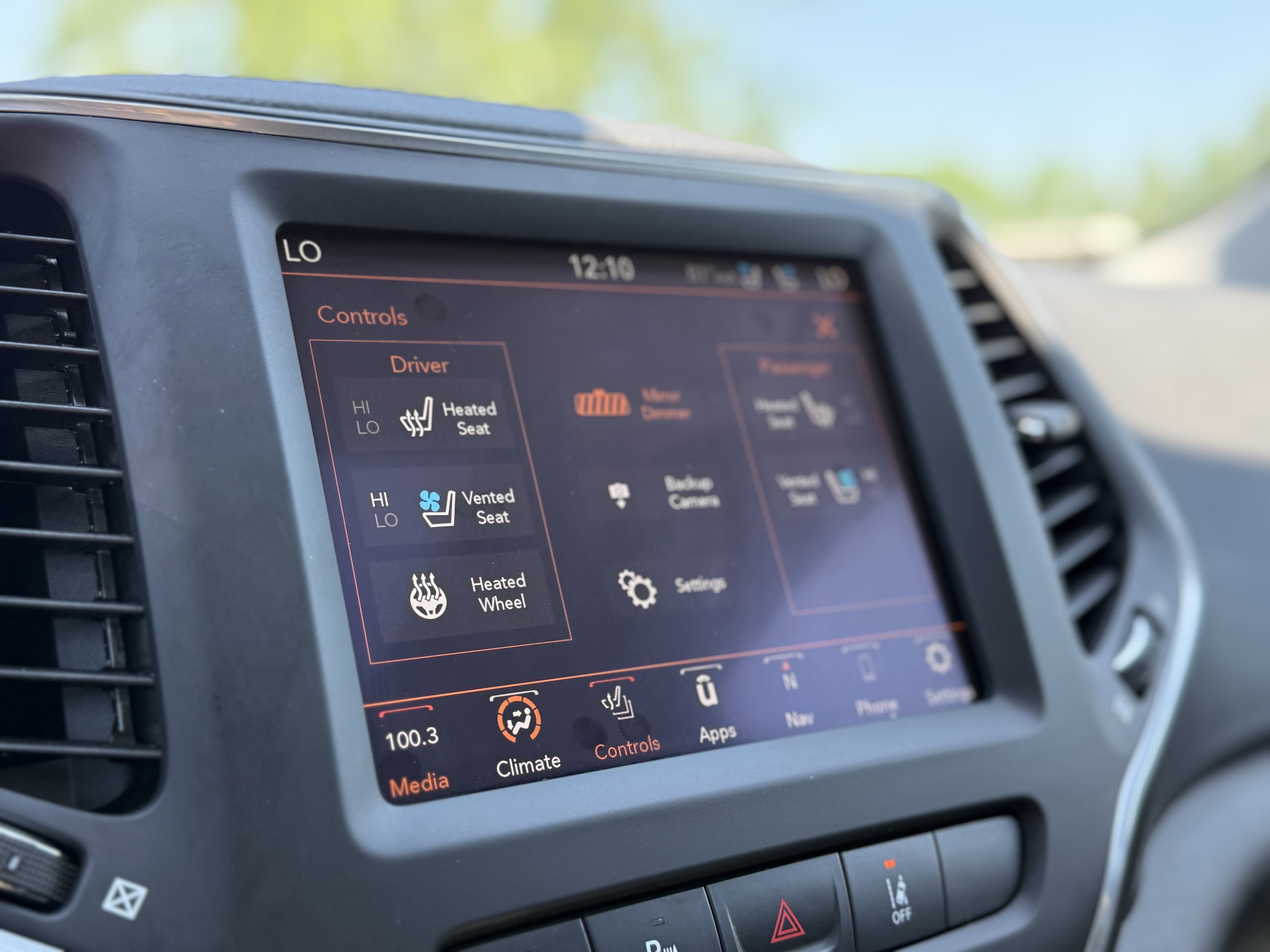 2023 Jeep Cherokee Altitude