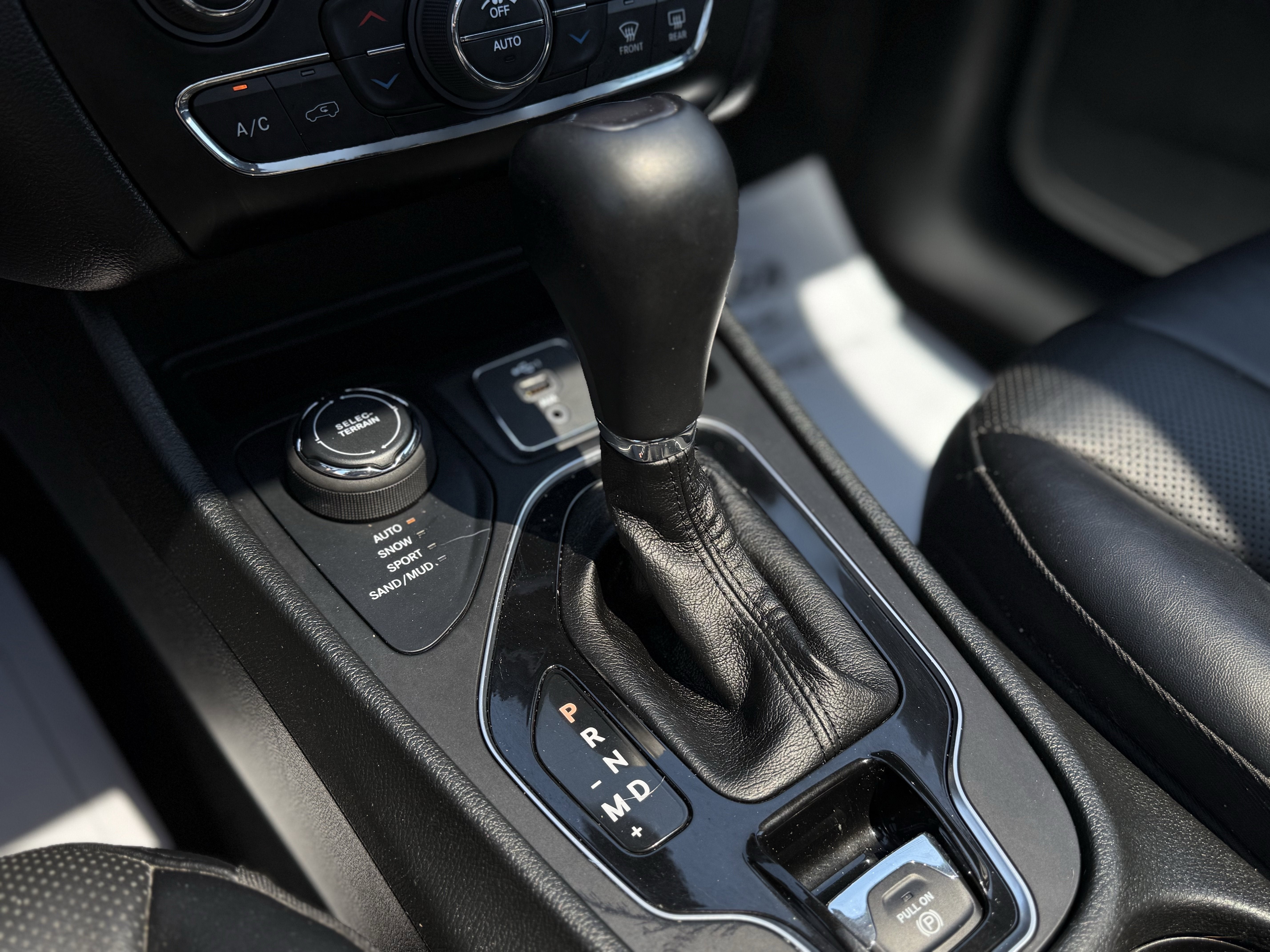 2023 Jeep Cherokee Altitude