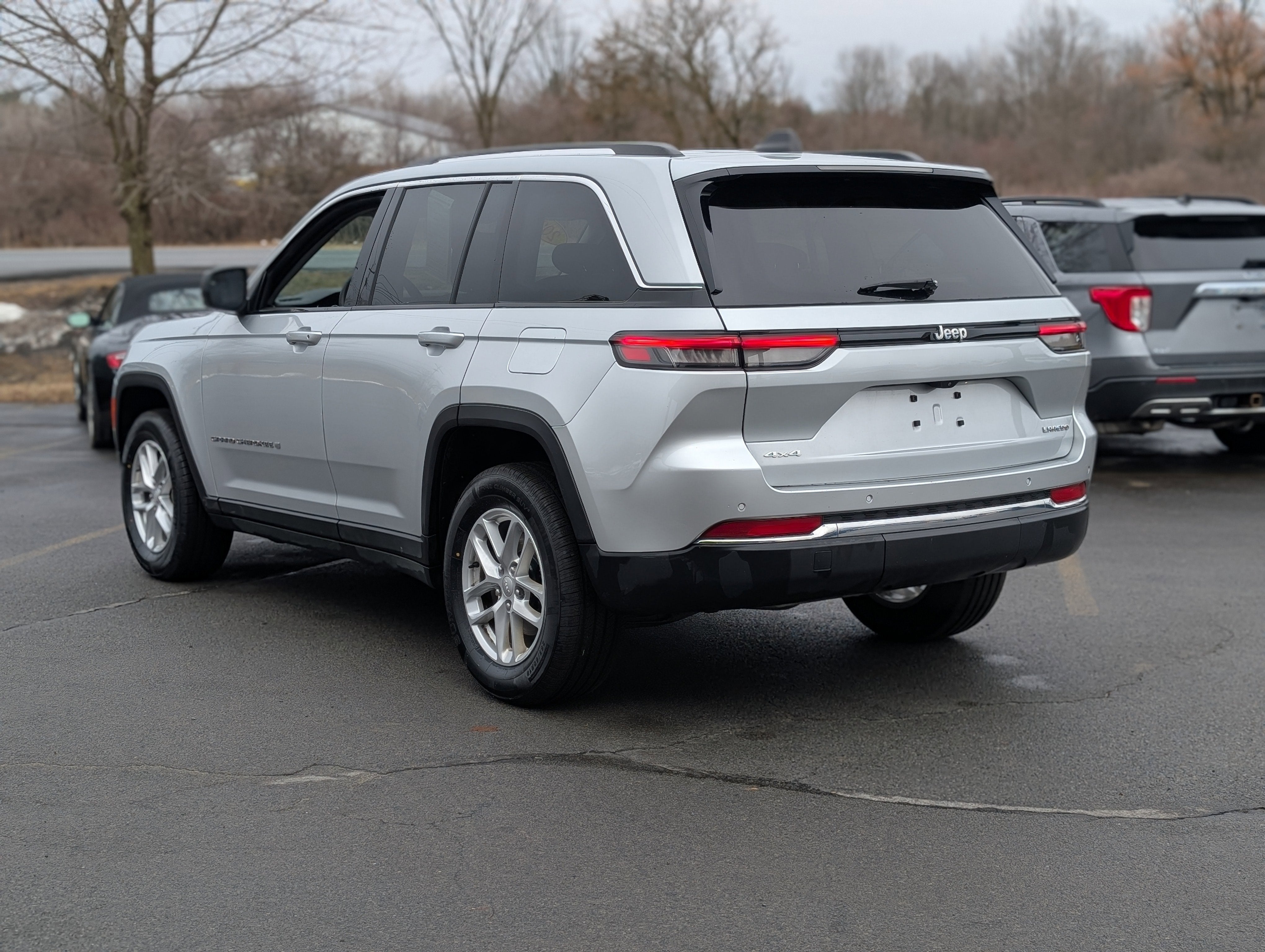 2023 Jeep Grand Cherokee Laredo