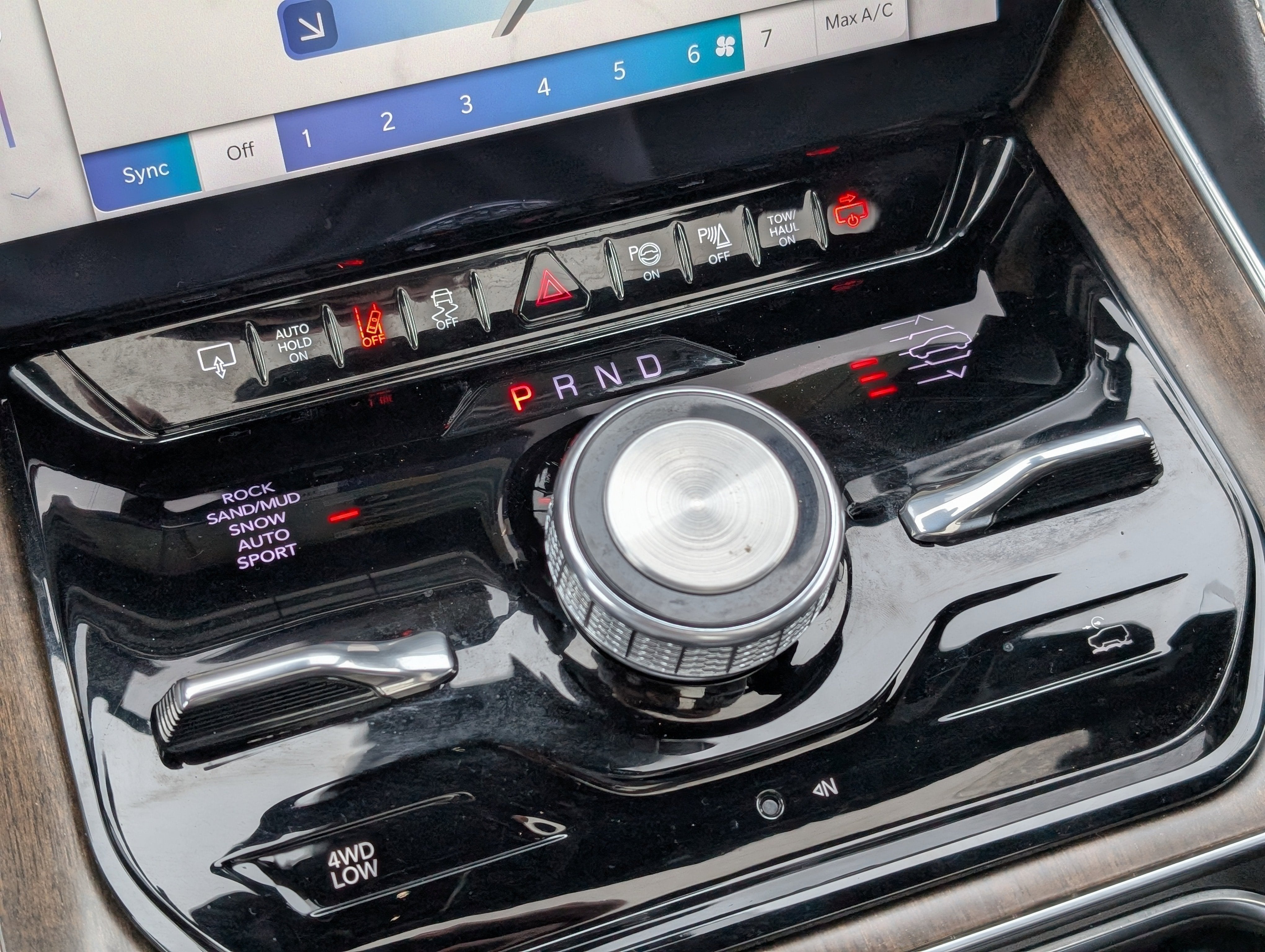 2022 Jeep Grand Wagoneer Series I