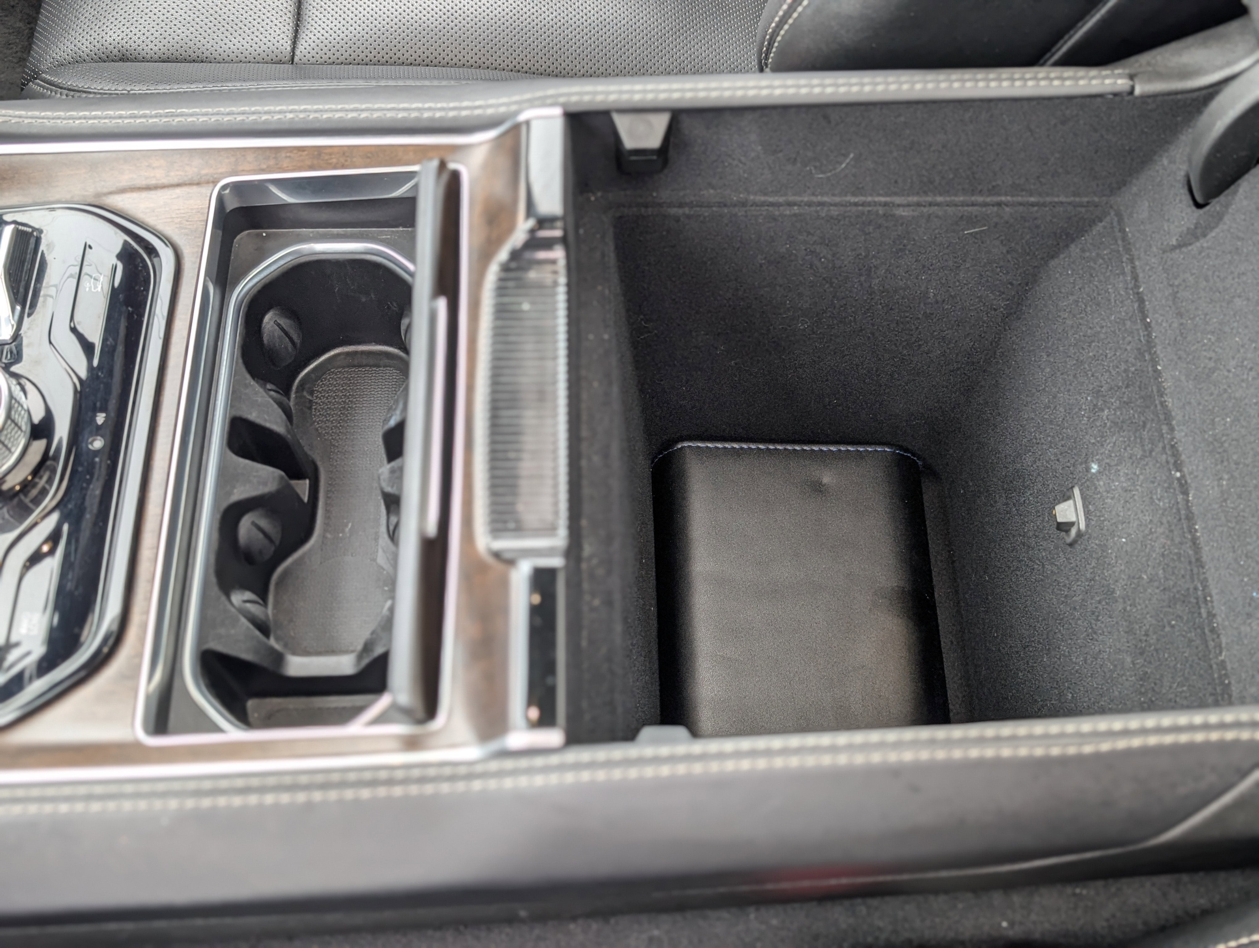 2022 Jeep Grand Wagoneer Series I