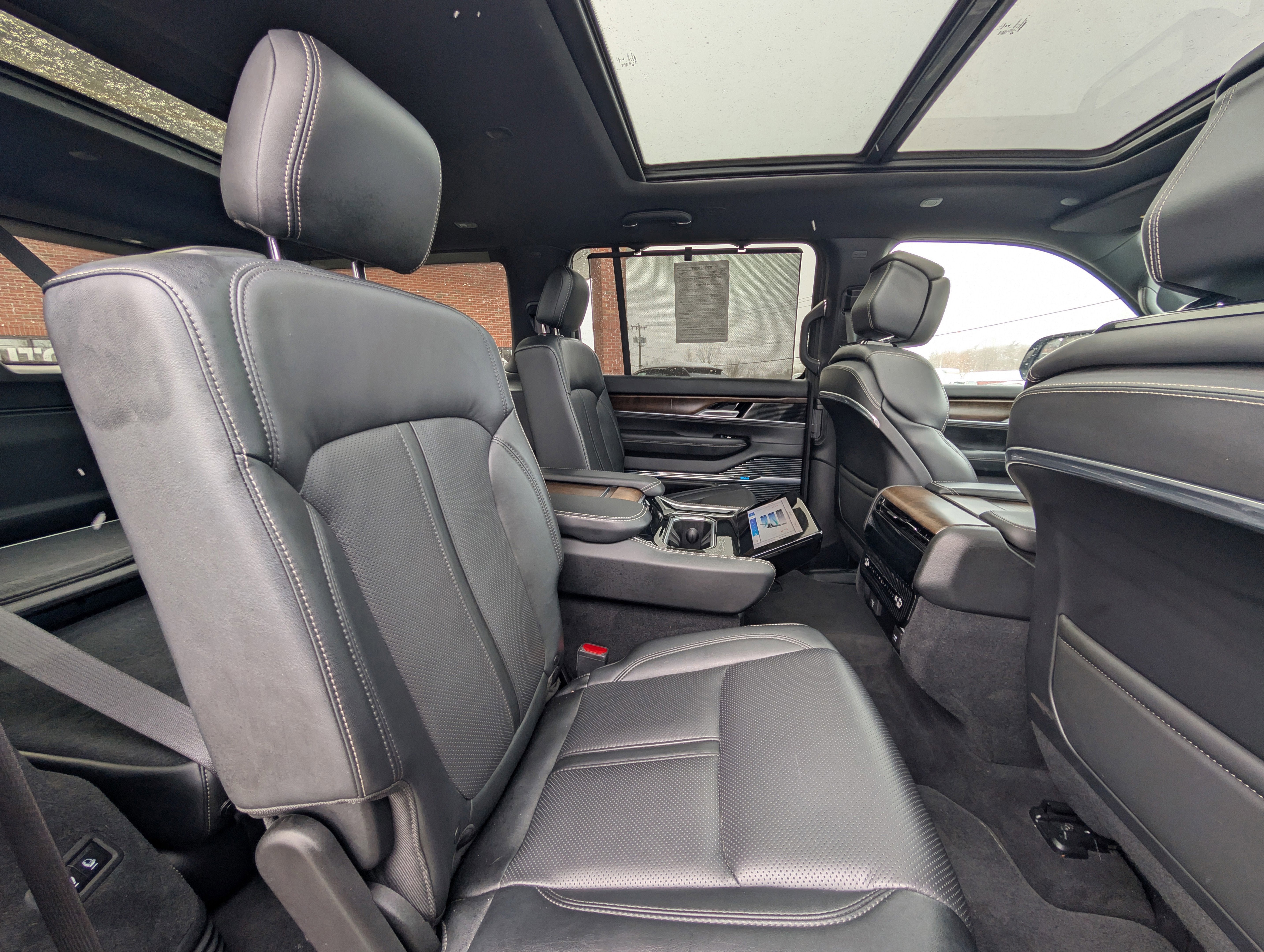 2022 Jeep Grand Wagoneer Series I