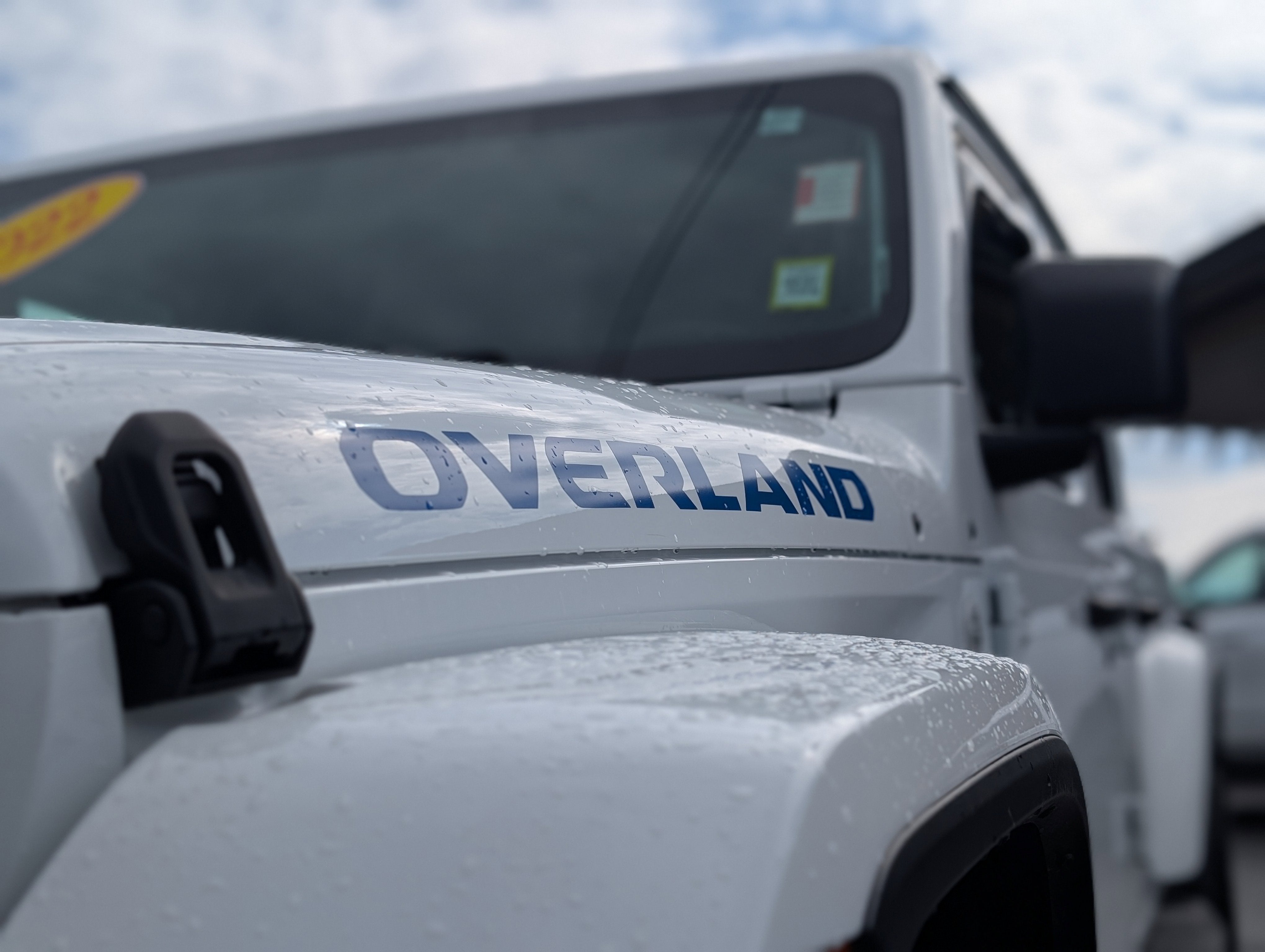 2022 Jeep Gladiator Overland