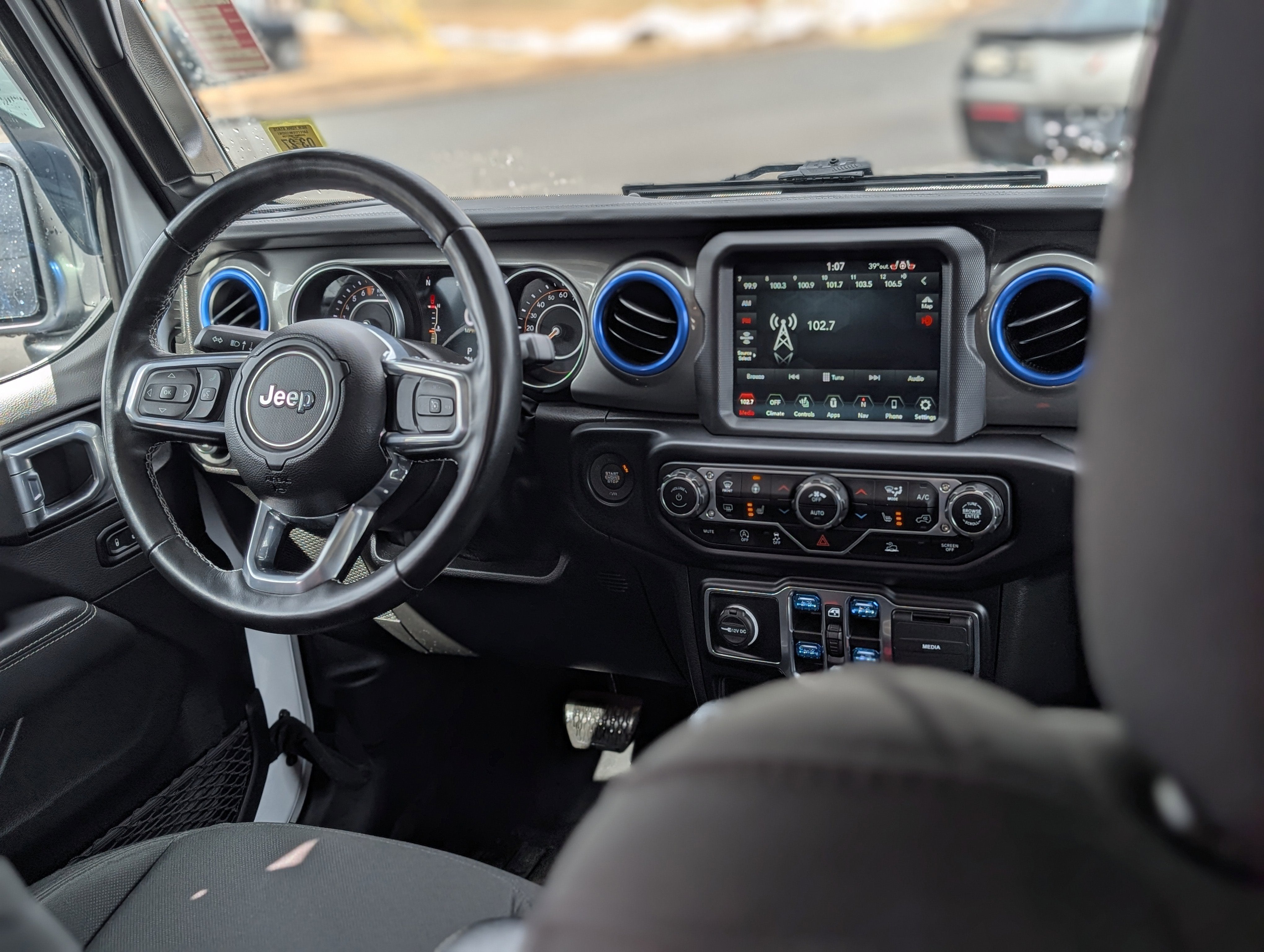 2022 Jeep Gladiator Overland