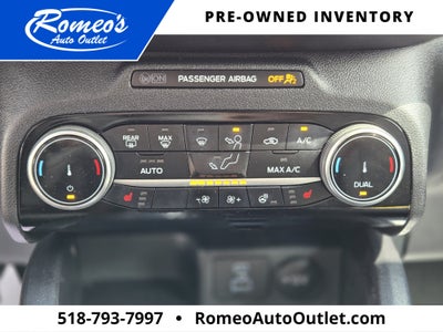 2022 Ford Escape SE