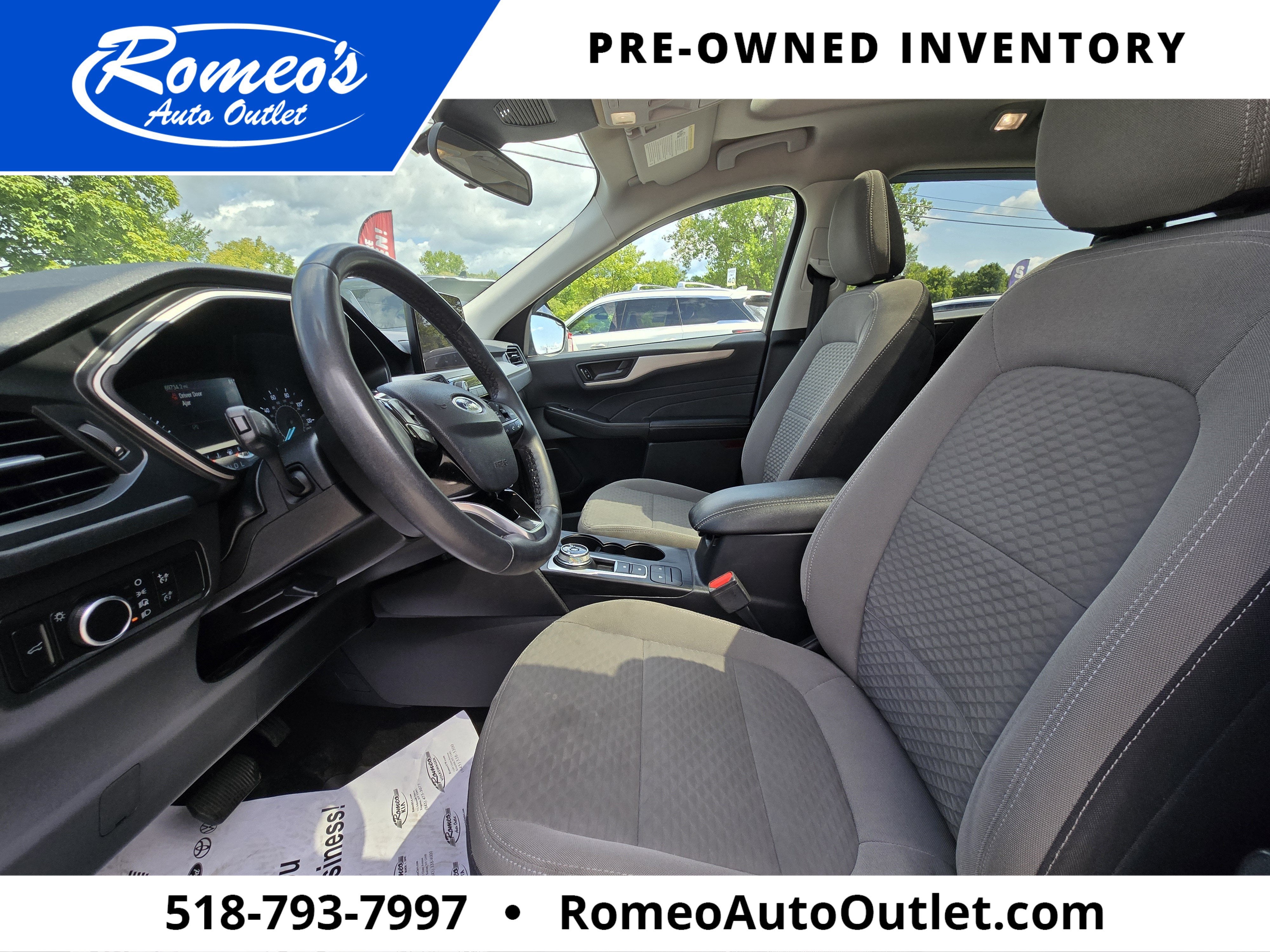 2022 Ford Escape SE