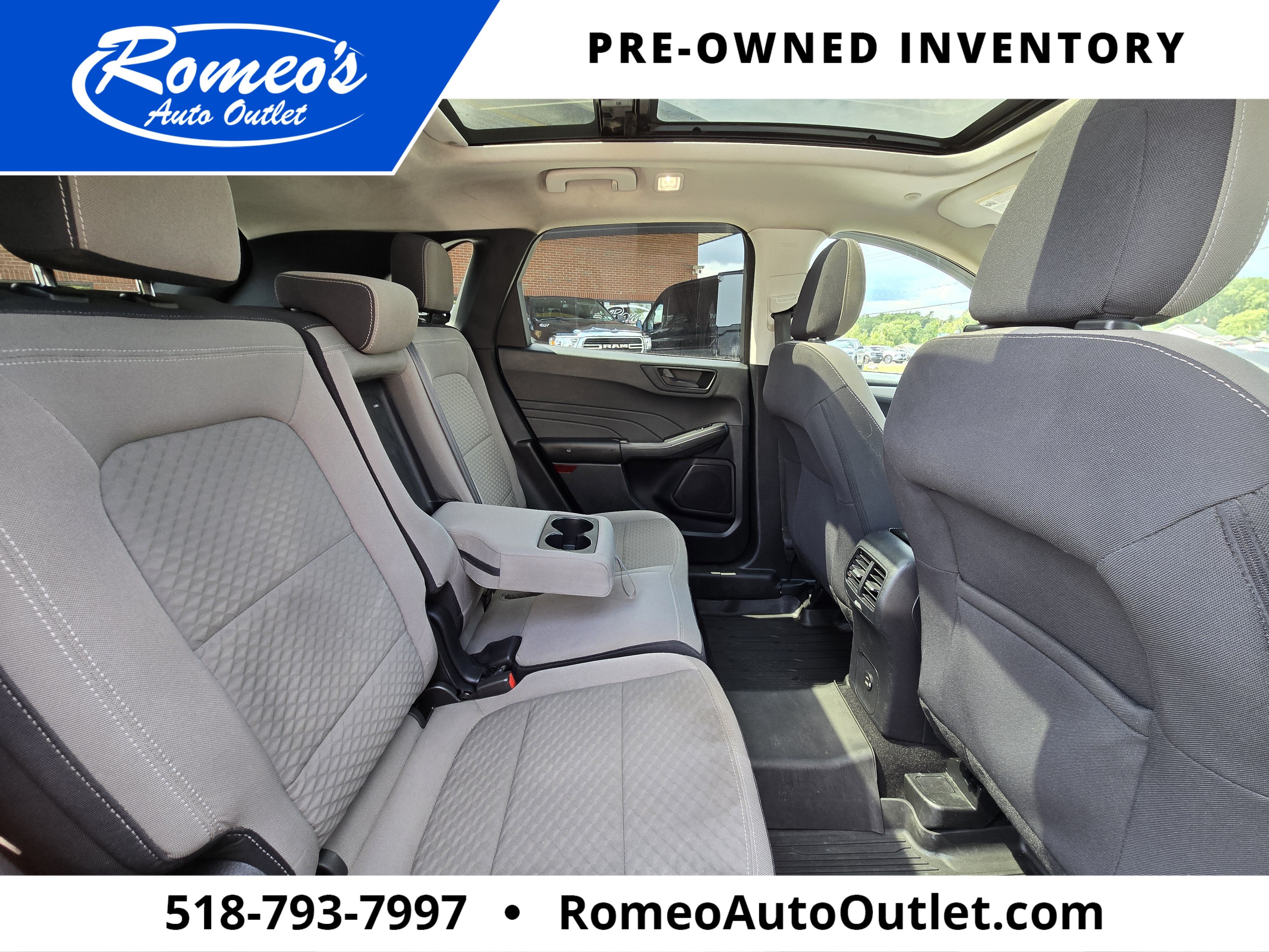 2022 Ford Escape SE