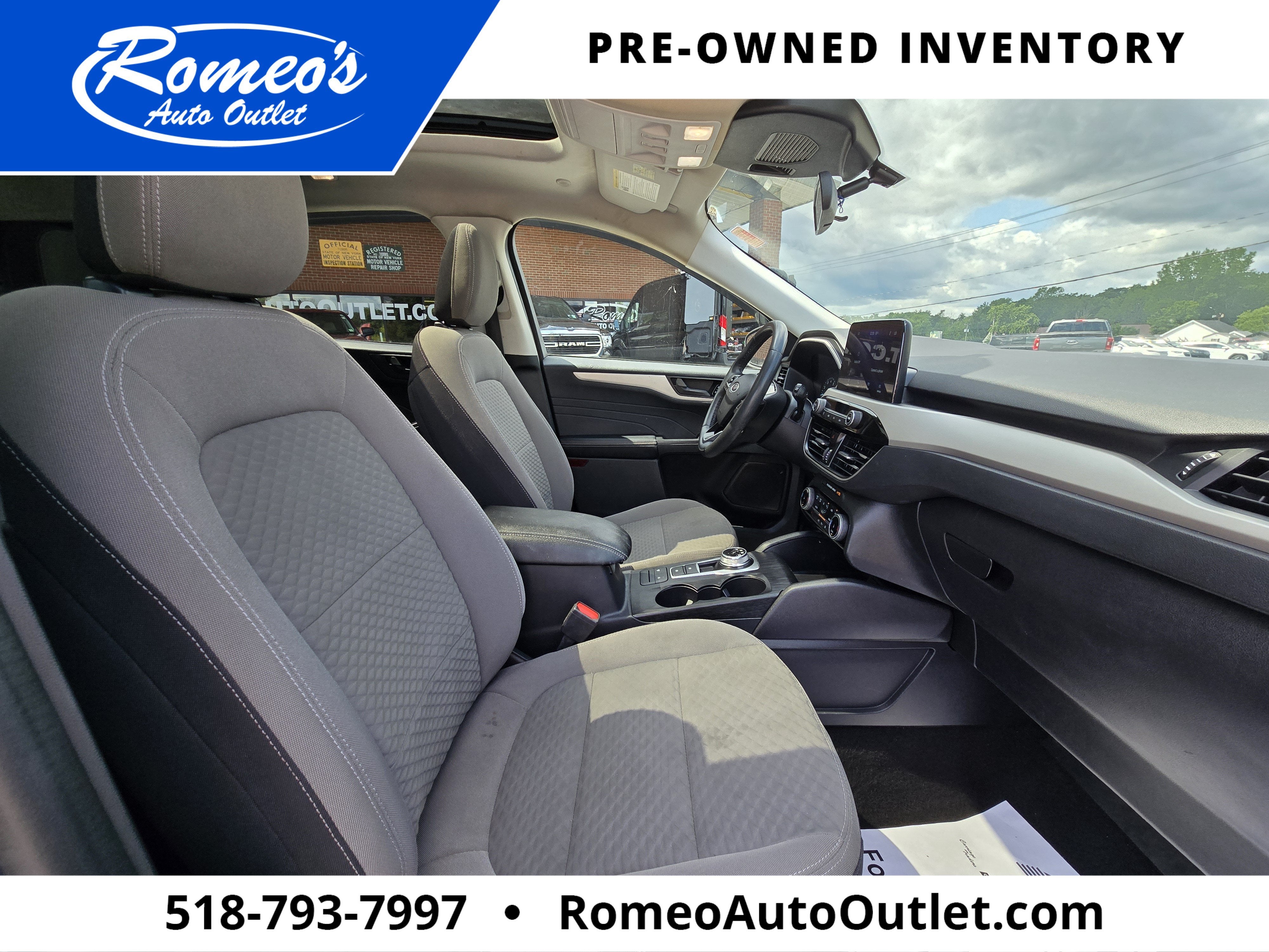 2022 Ford Escape SE
