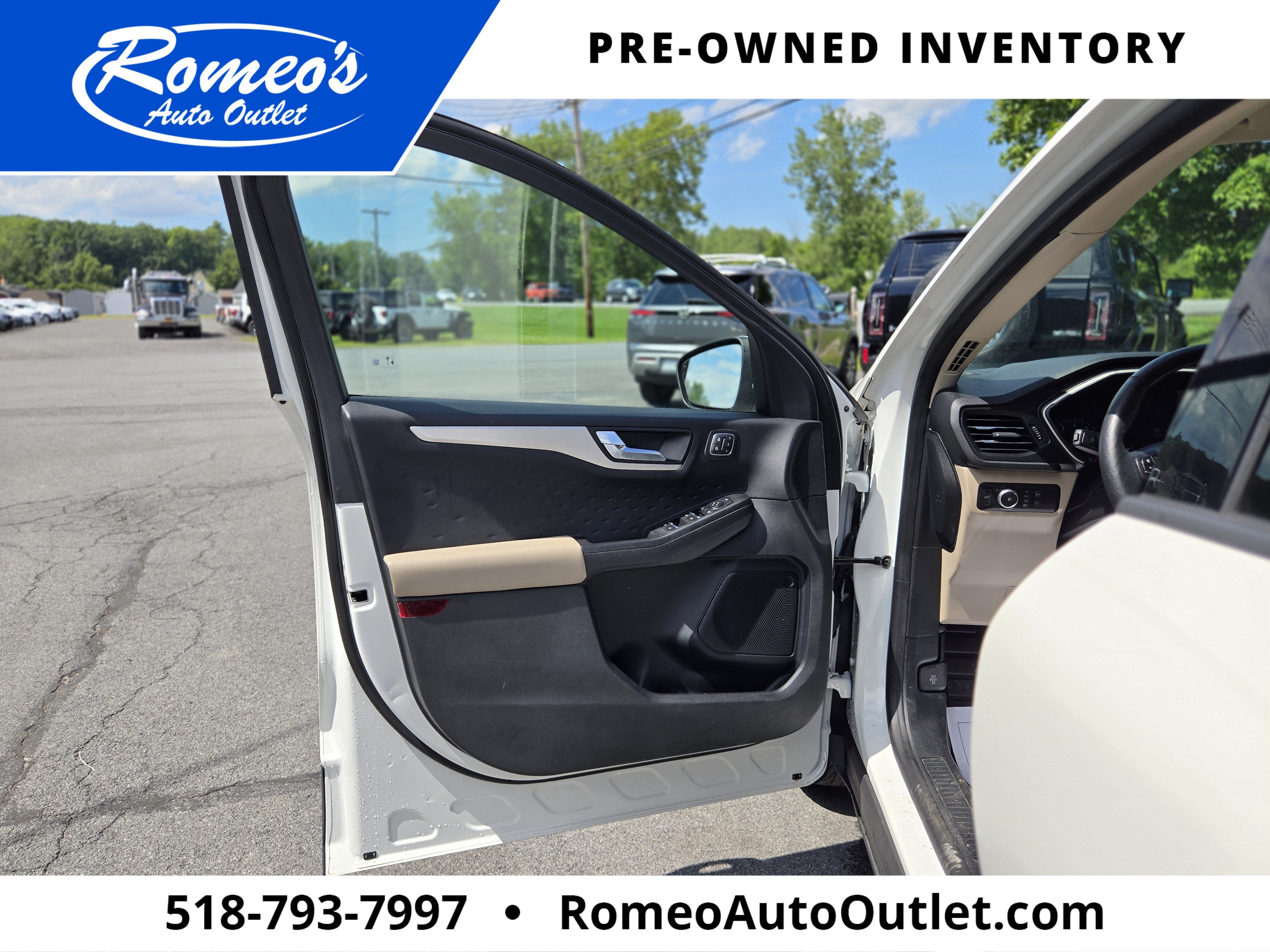 2020 Ford Escape SEL