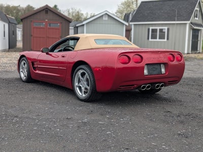 2001 Chevrolet Corvette Base