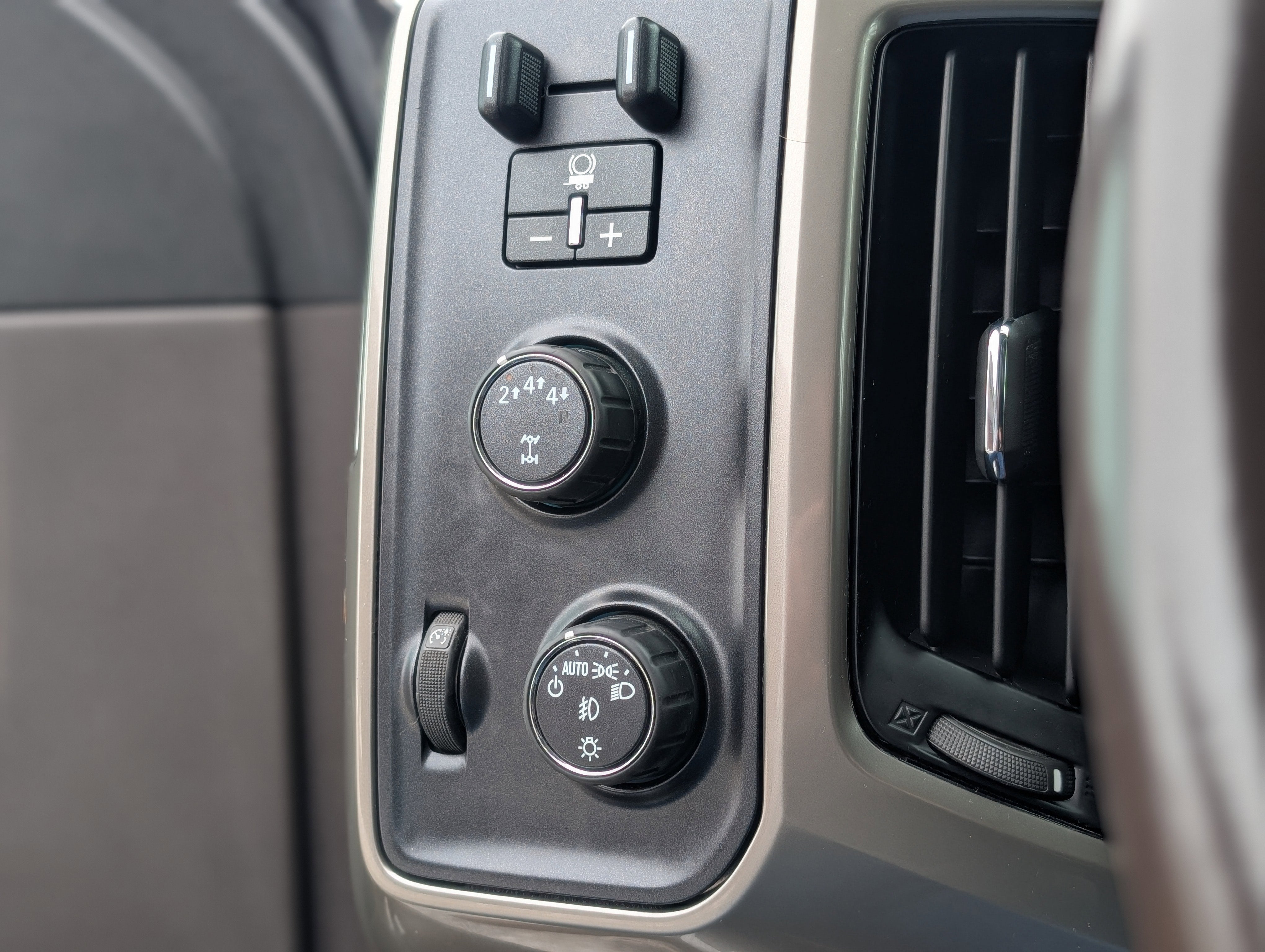 2018 Chevrolet Silverado 3500HD High Country