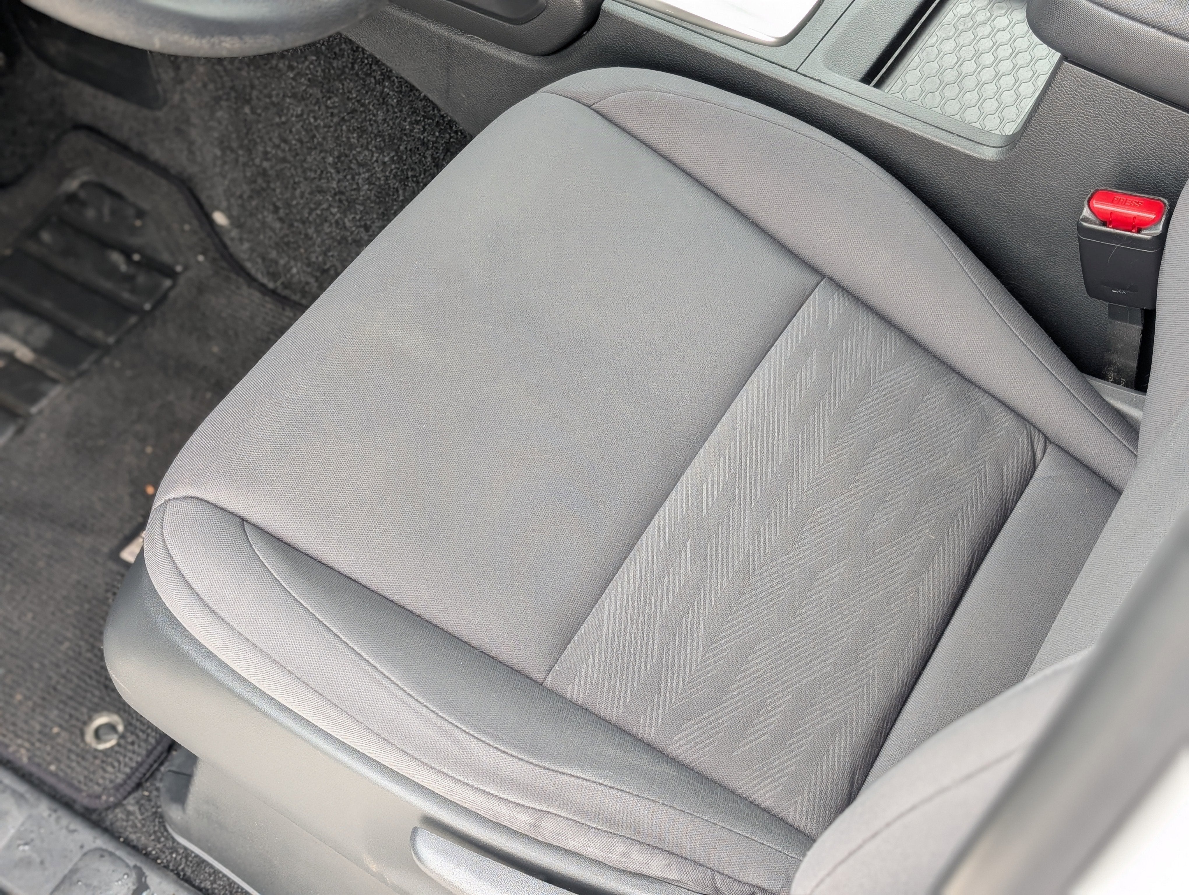 2023 Nissan Frontier S