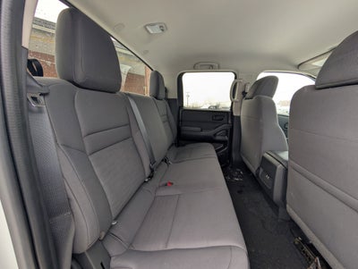 2023 Nissan Frontier S