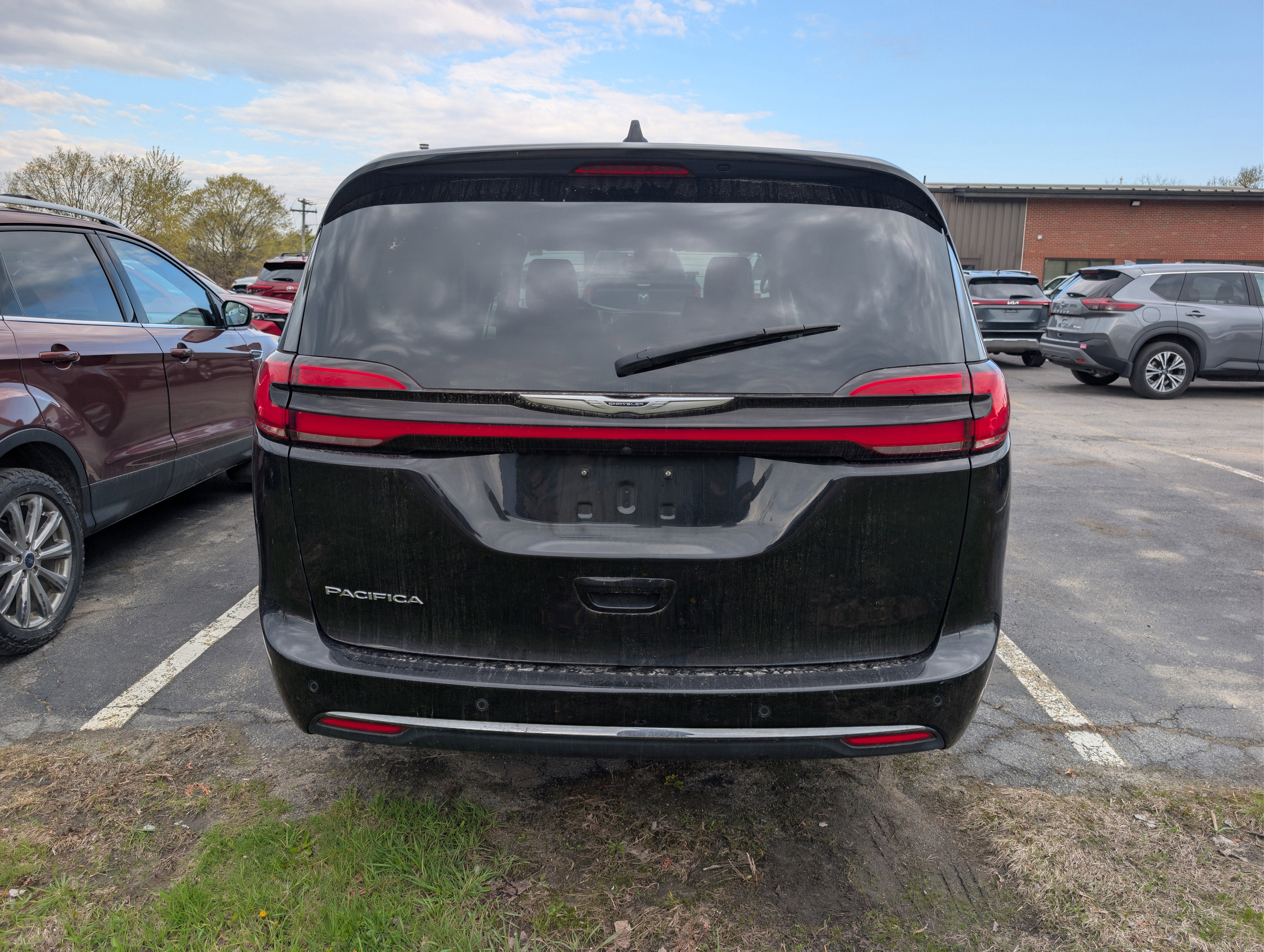 2023 Chrysler Pacifica Touring L