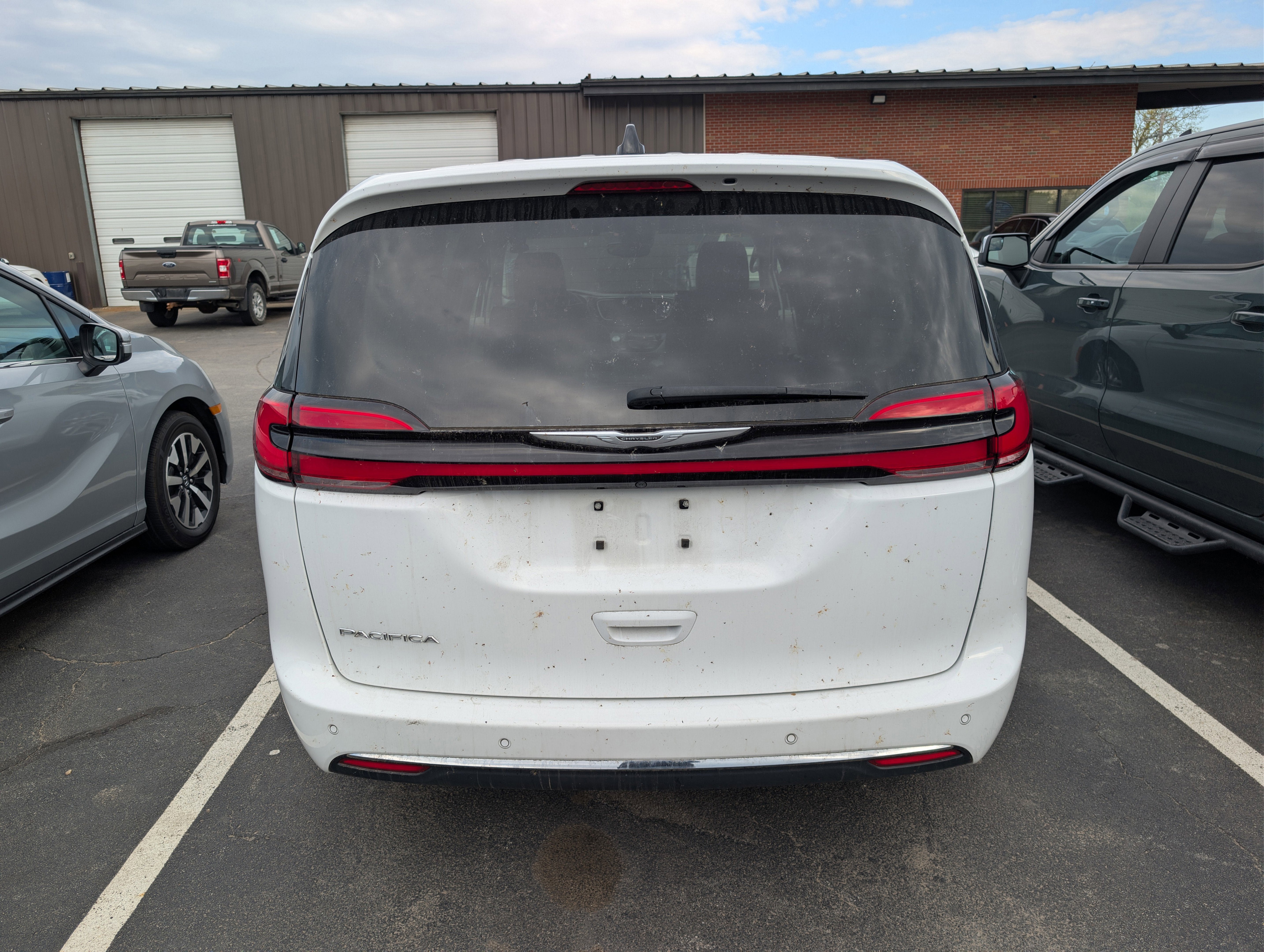 2023 Chrysler Pacifica Touring L