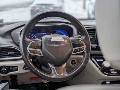 2021 Chrysler Pacifica Touring L Handicap Equipped