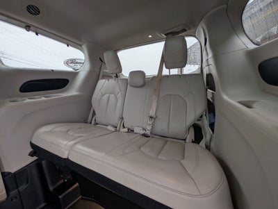 2021 Chrysler Pacifica Touring L Handicap Equipped