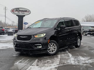 2021 Chrysler Pacifica Touring L Handicap Equipped