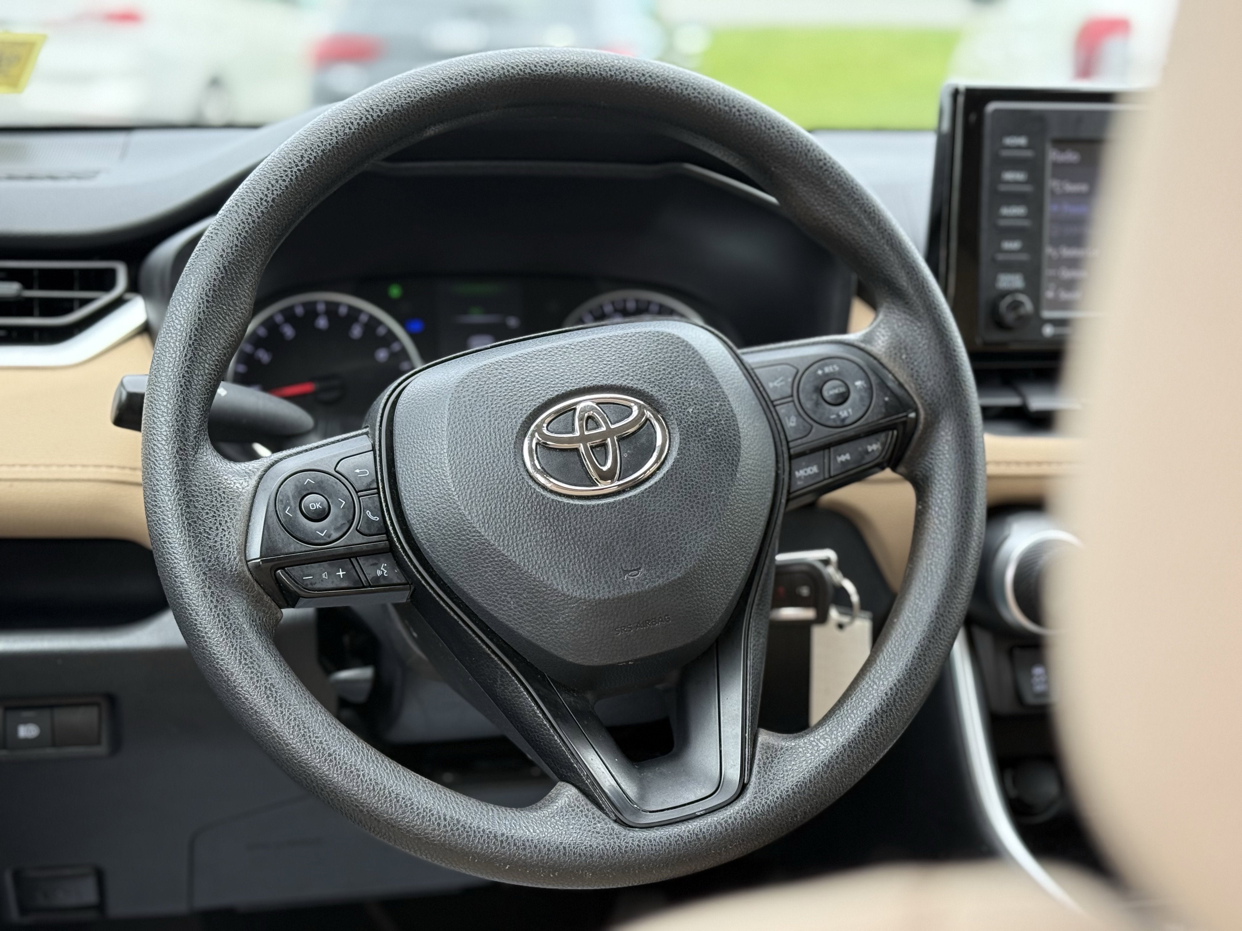 2022 Toyota RAV4 LE