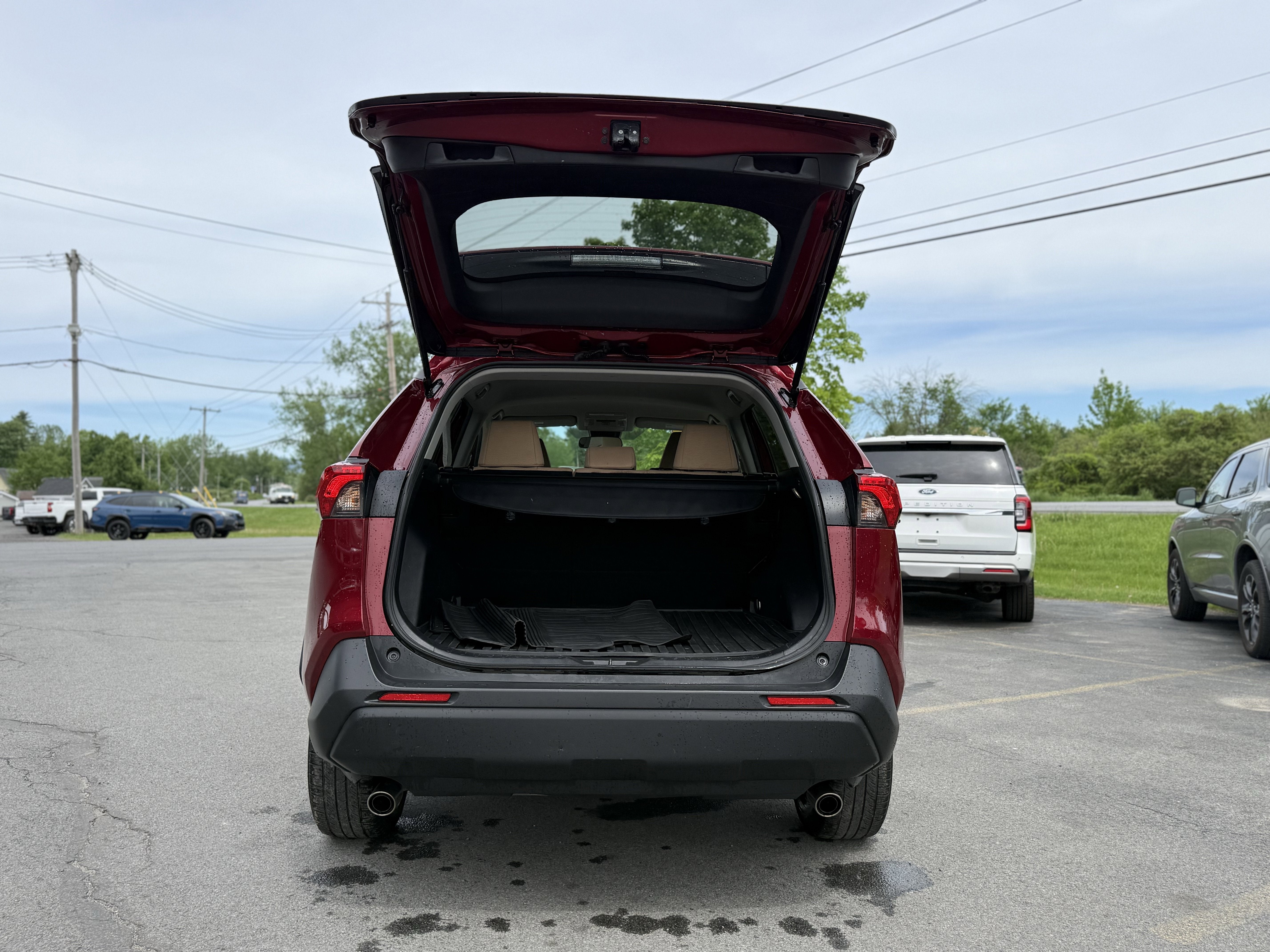 2022 Toyota RAV4 LE
