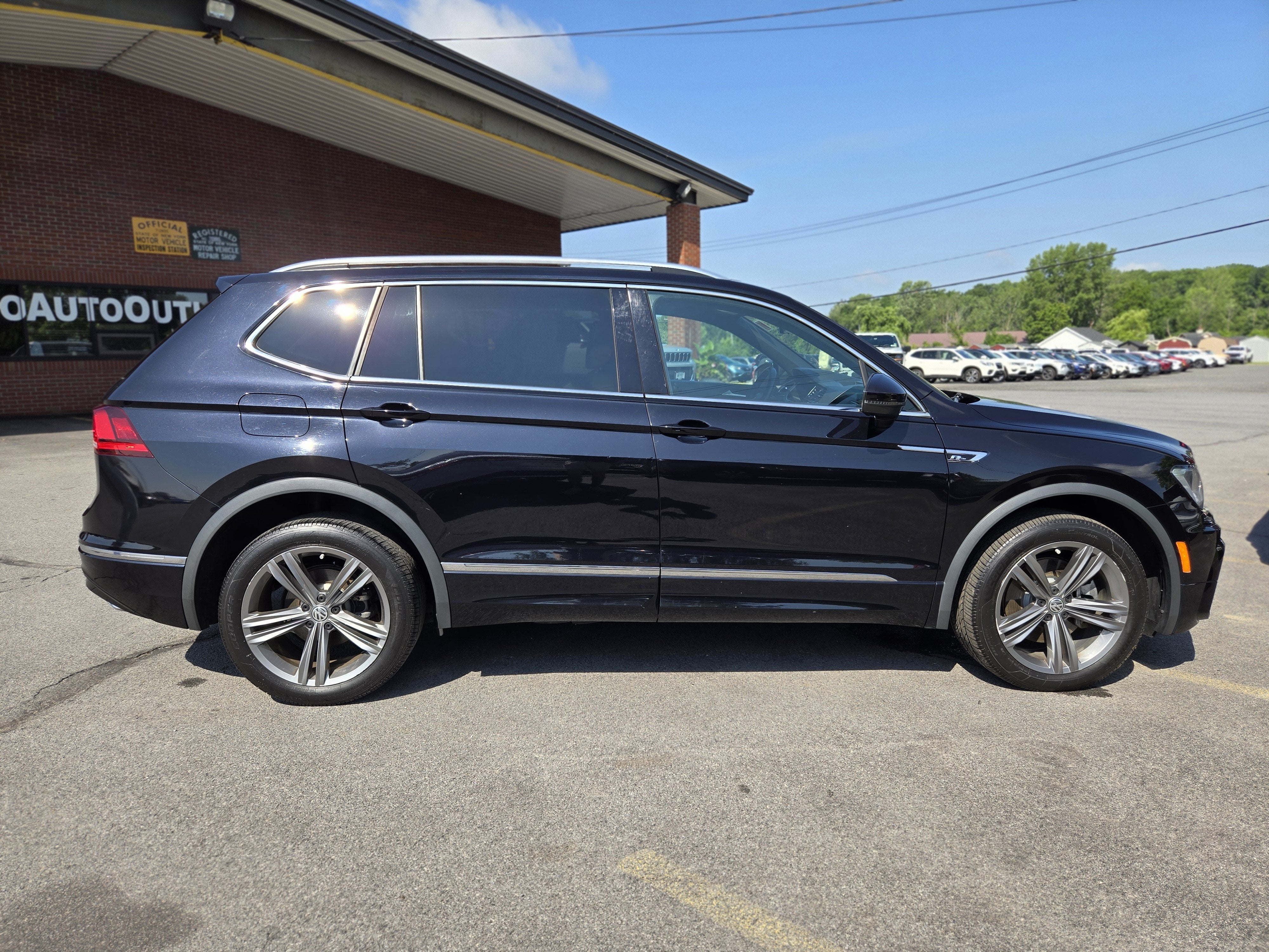 2019 Volkswagen Tiguan 2.0T SEL R-Line 4Motion