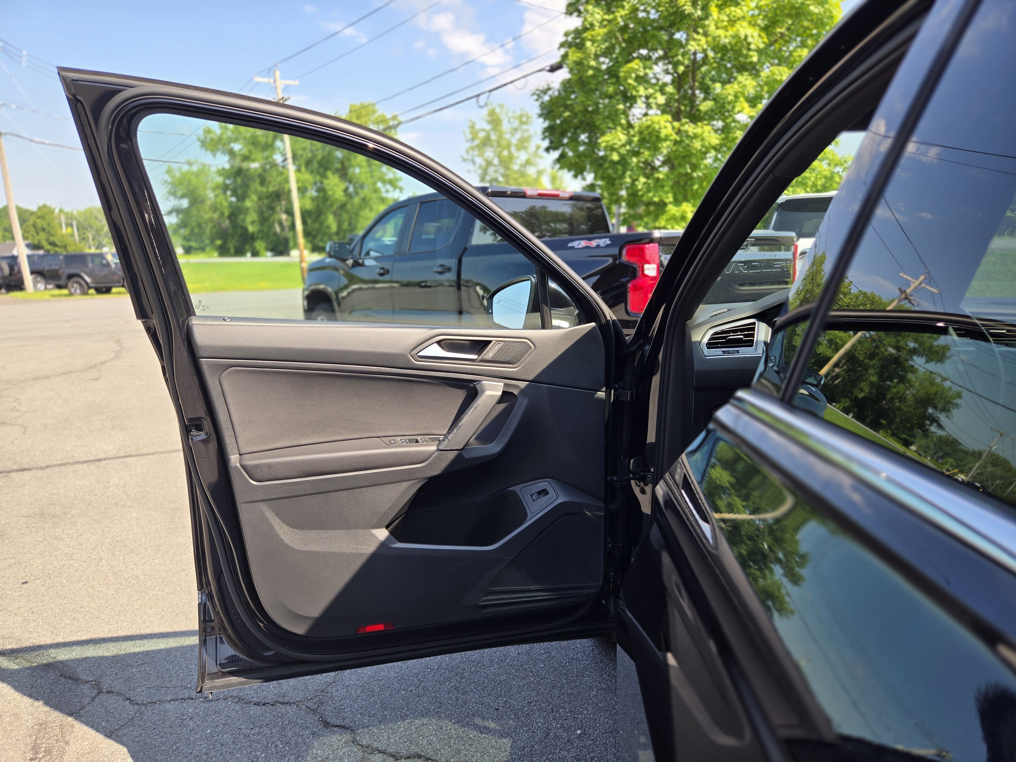 2019 Volkswagen Tiguan 2.0T SEL R-Line 4Motion