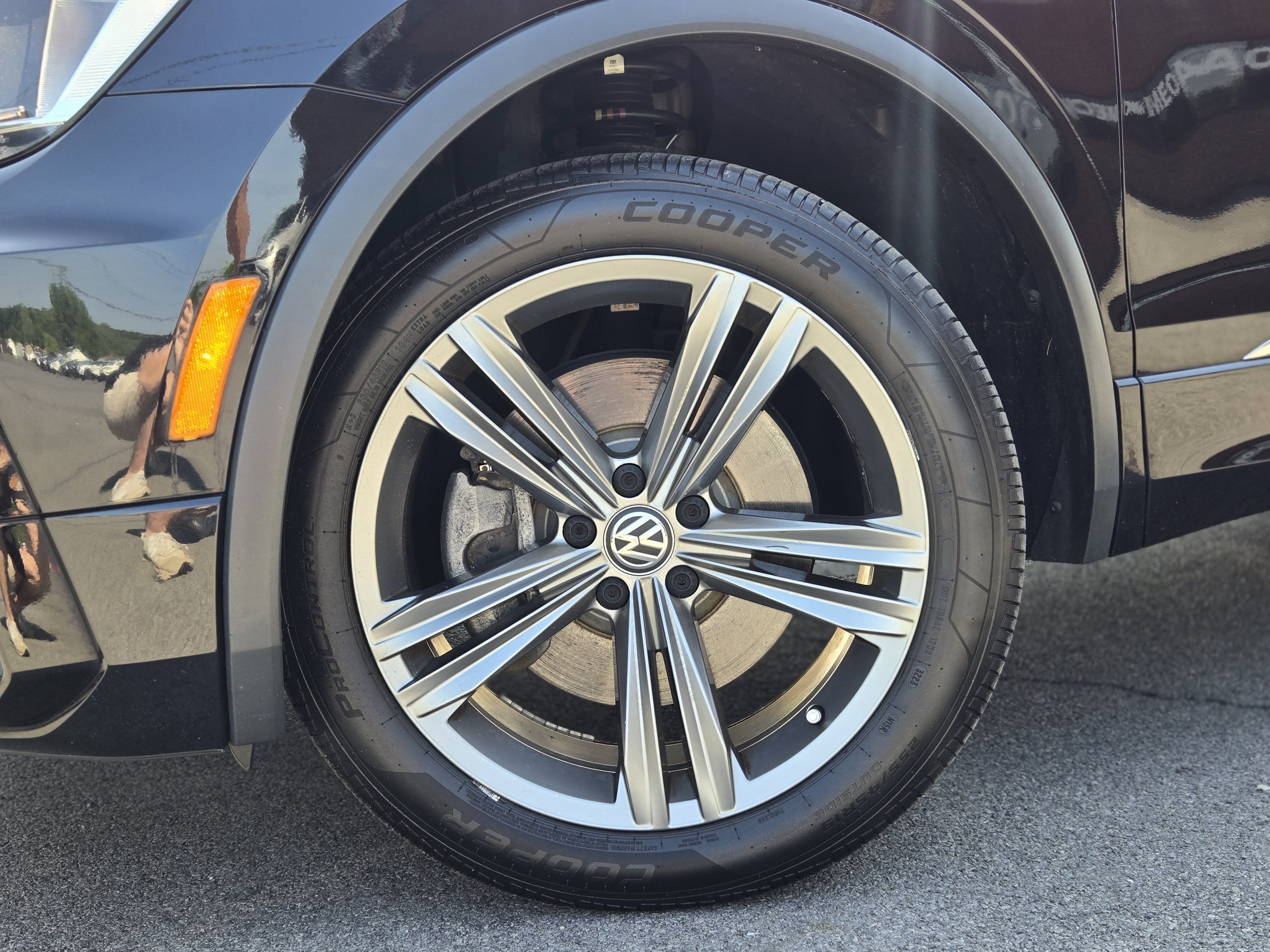 2019 Volkswagen Tiguan 2.0T SEL R-Line 4Motion