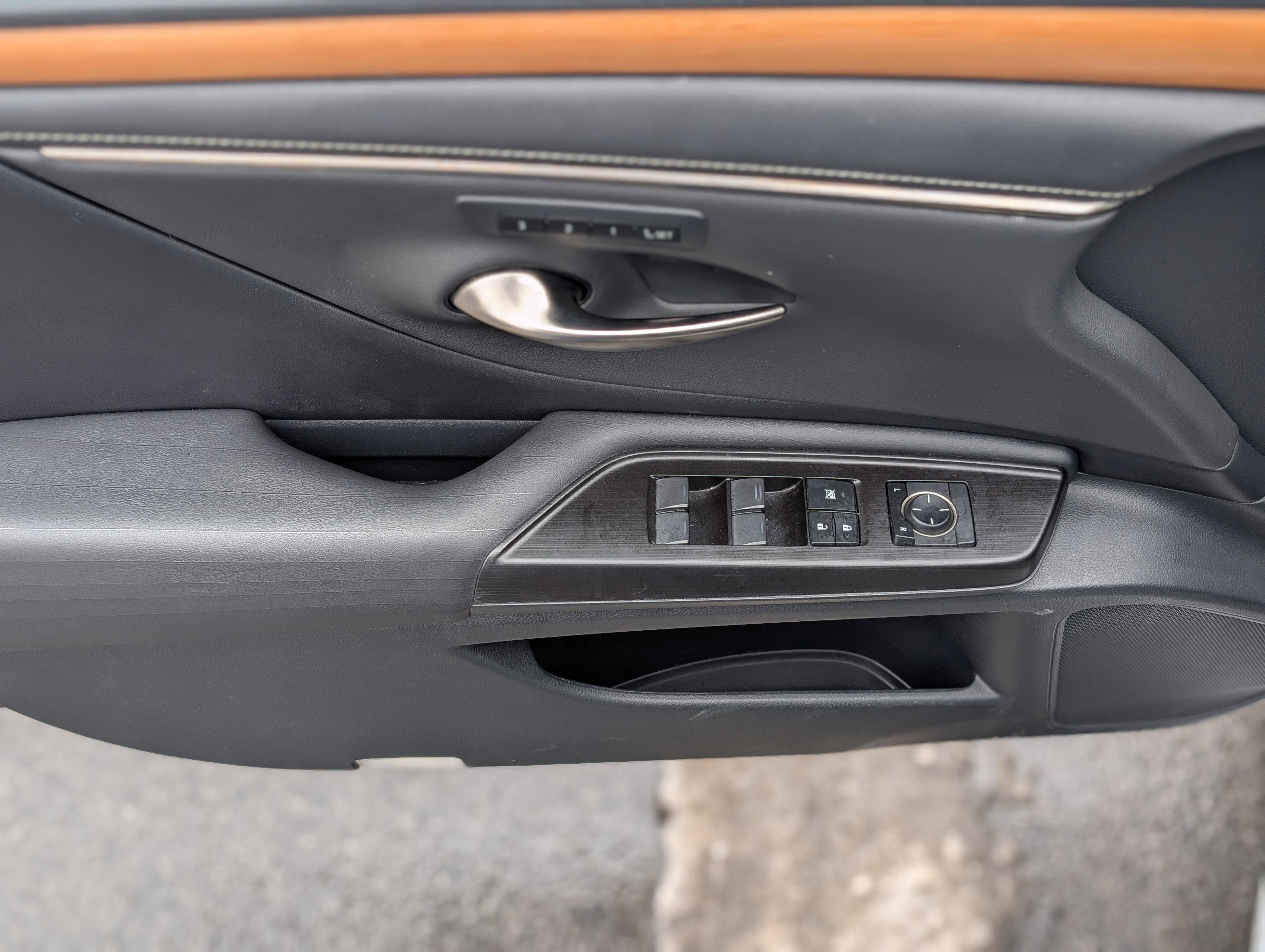 2019 Lexus ES 350 Luxury