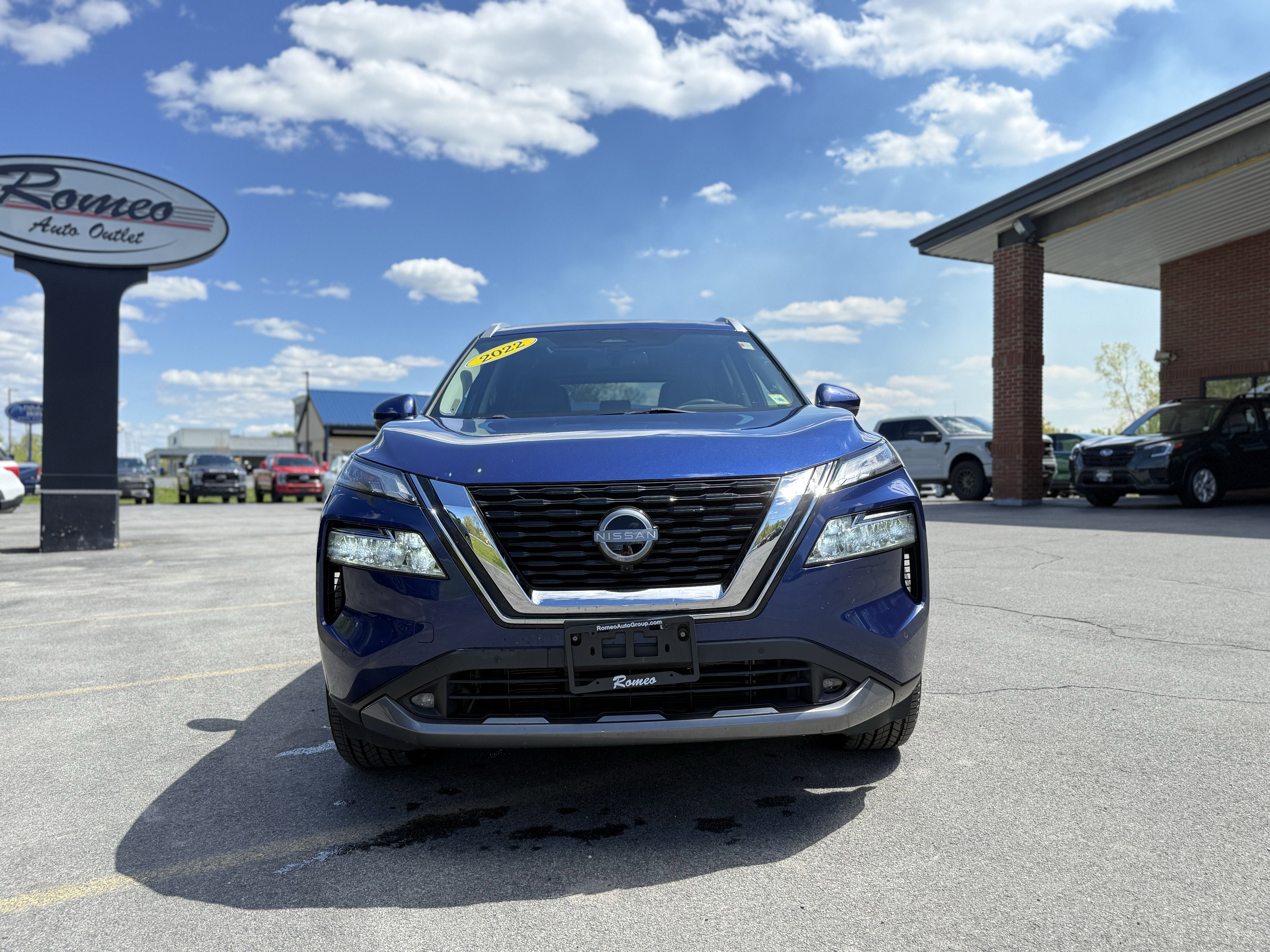 2022 Nissan Rogue SL