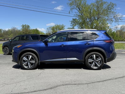 2022 Nissan Rogue SL