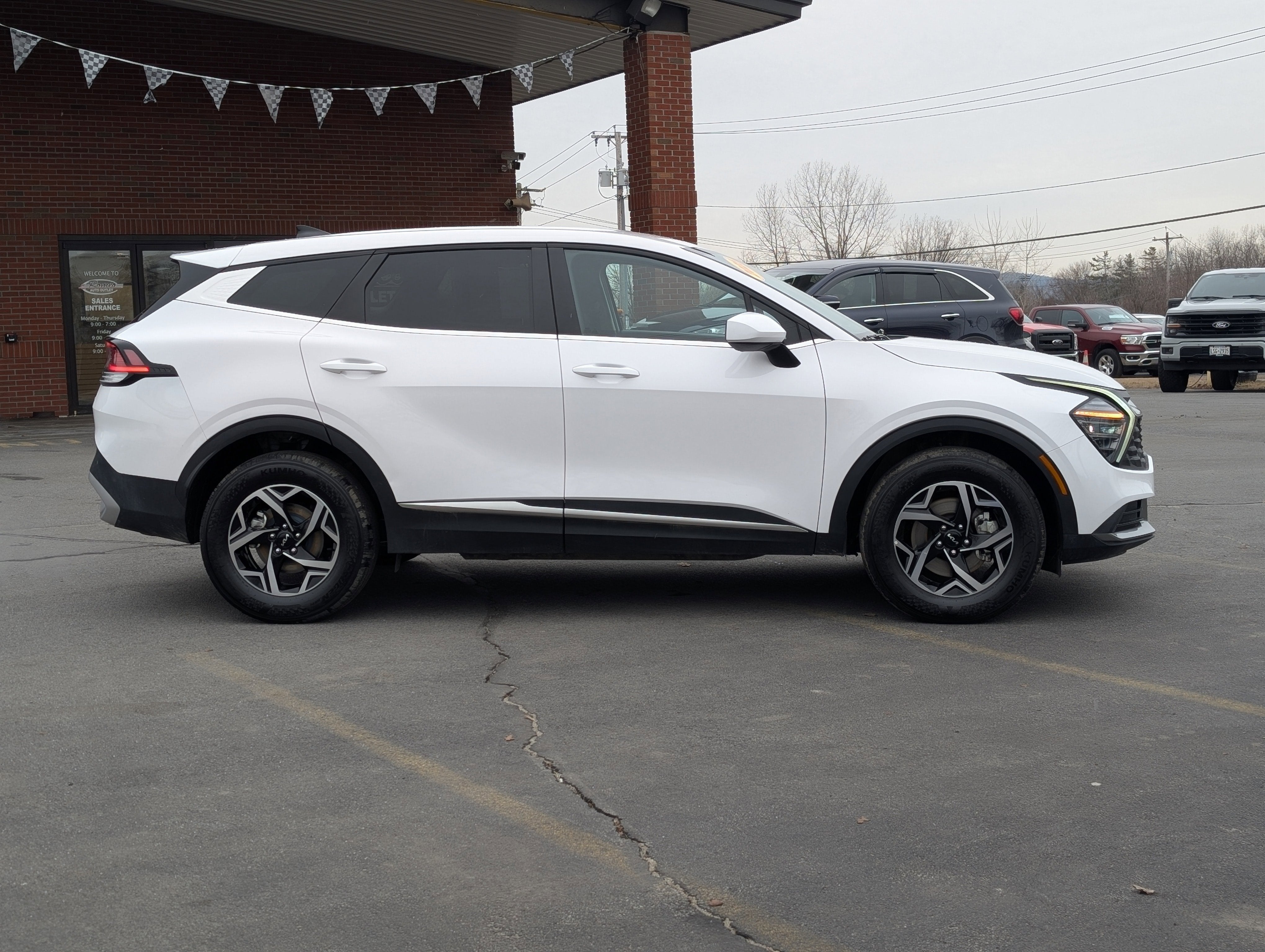 2025 Kia Sportage LX