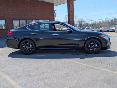 2017 INFINITI Q70 3.7X