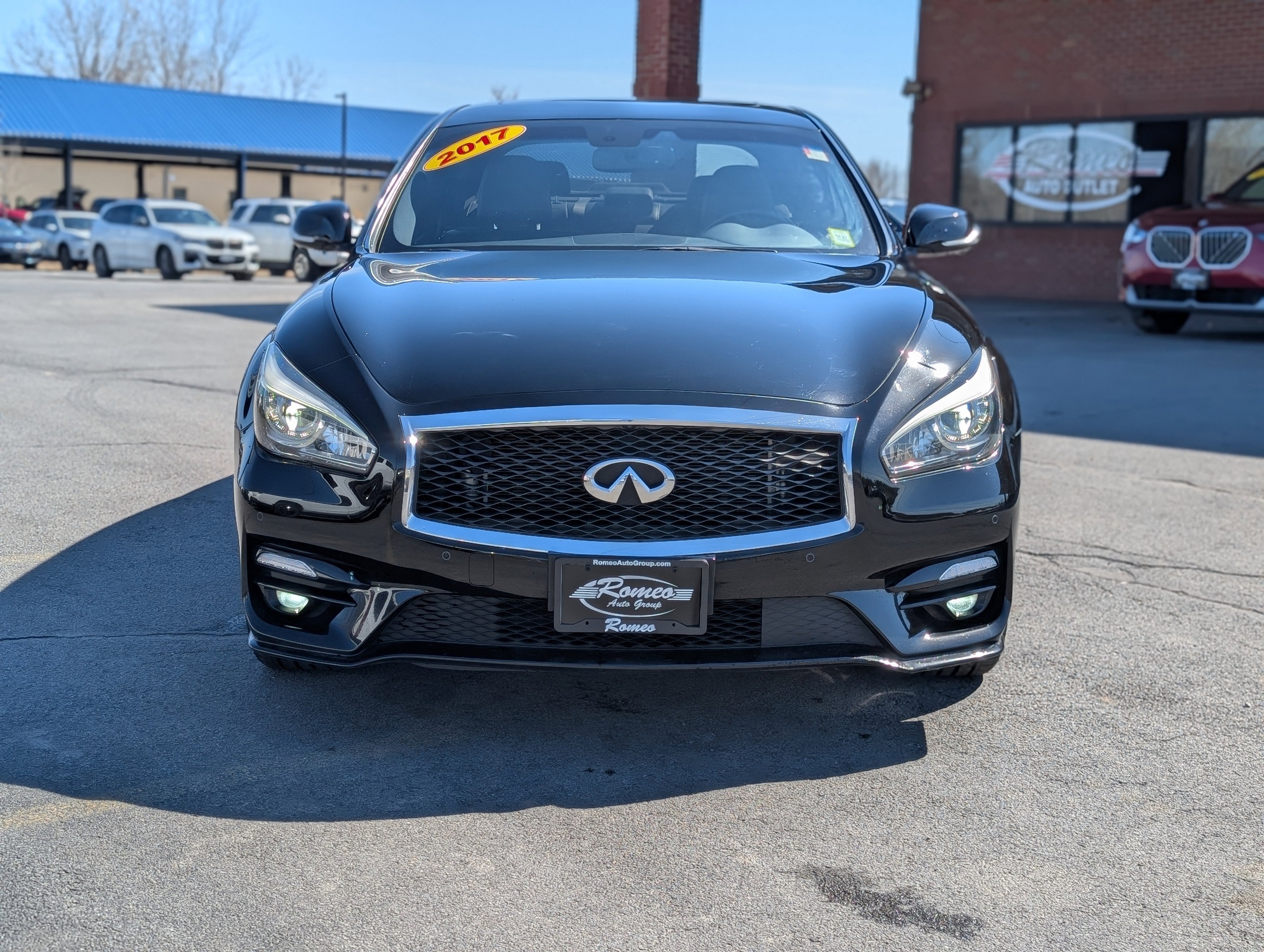 2017 INFINITI Q70 3.7X