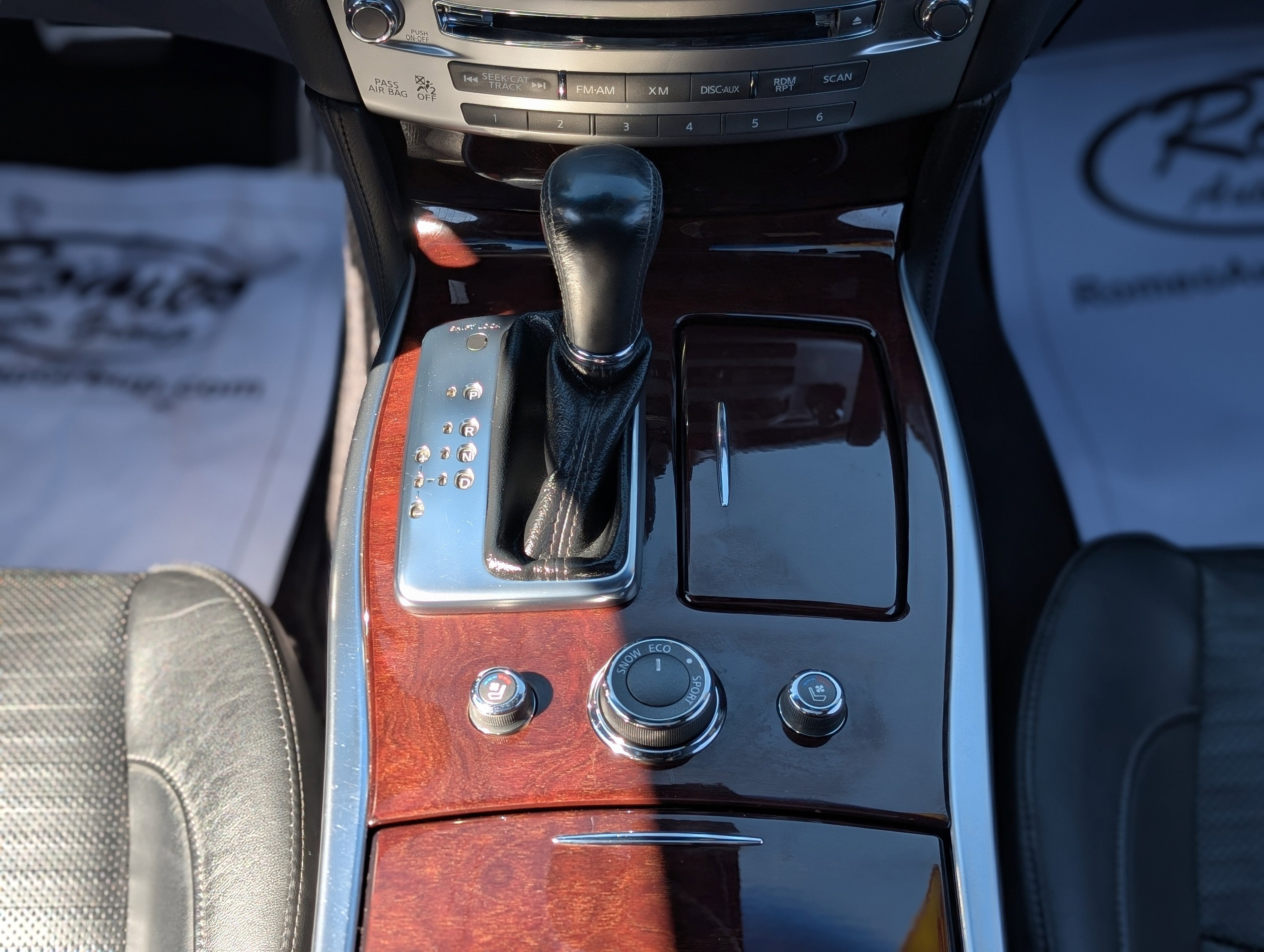 2017 INFINITI Q70 3.7X