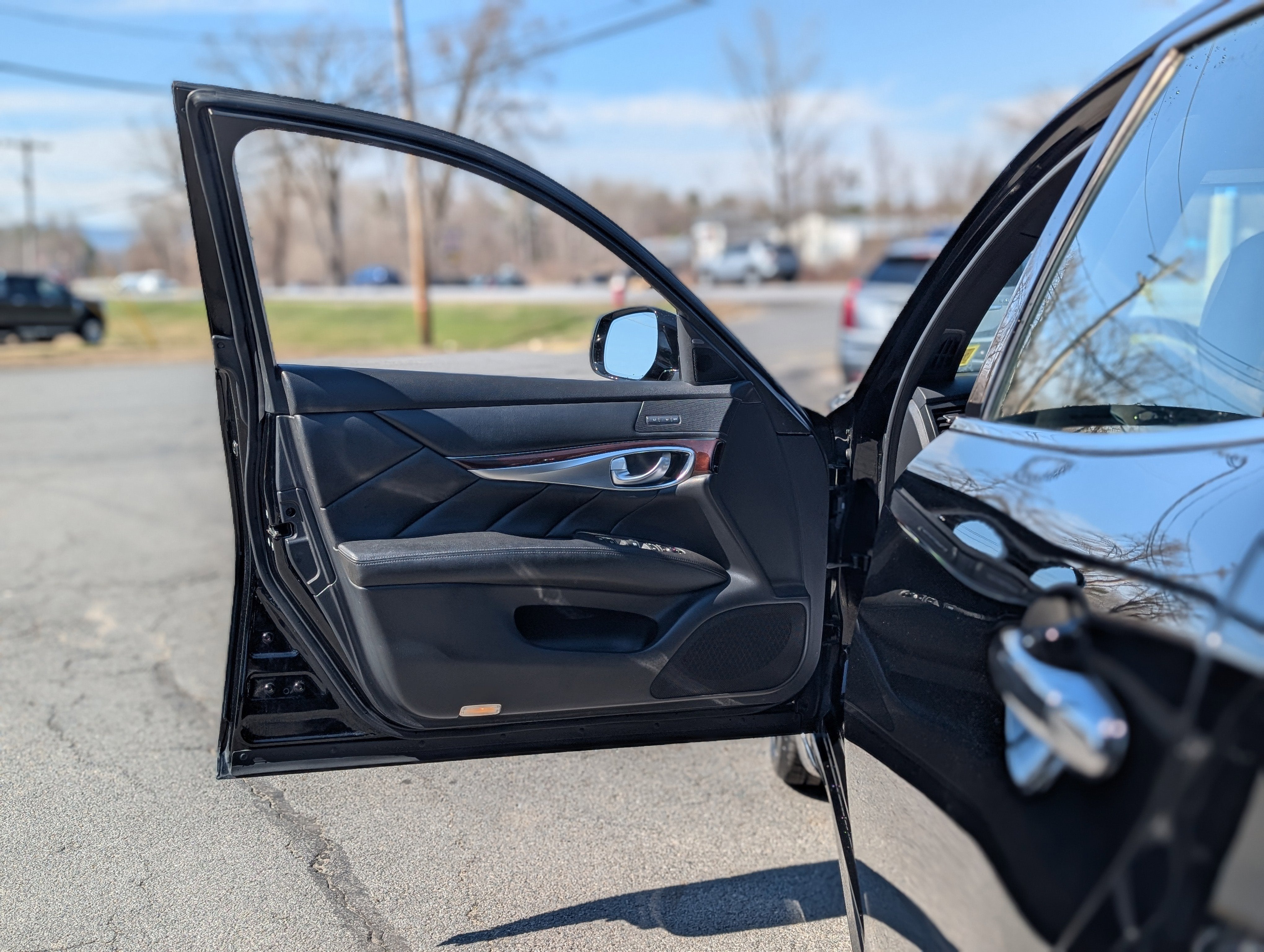 2017 INFINITI Q70 3.7X