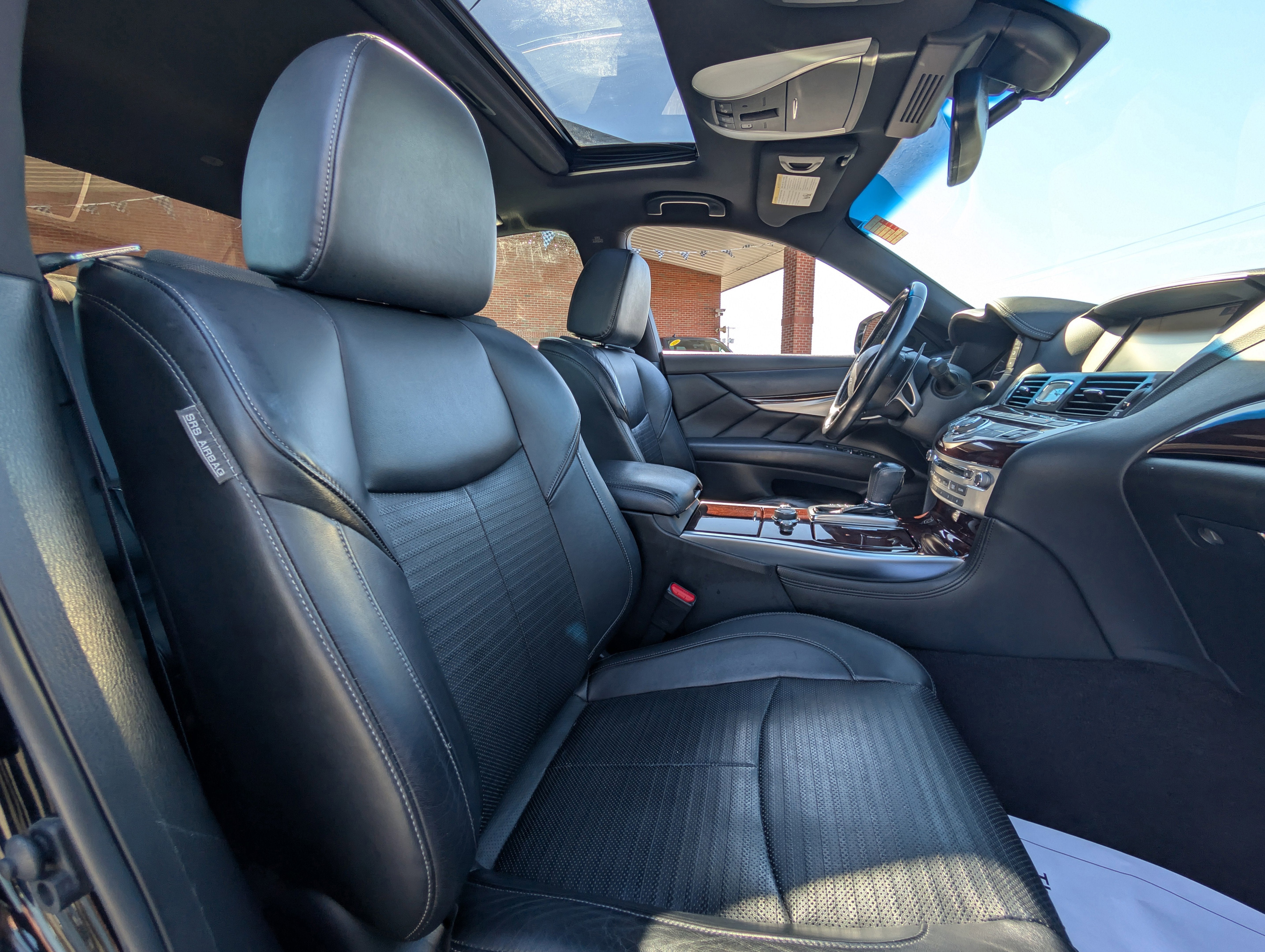 2017 INFINITI Q70 3.7X