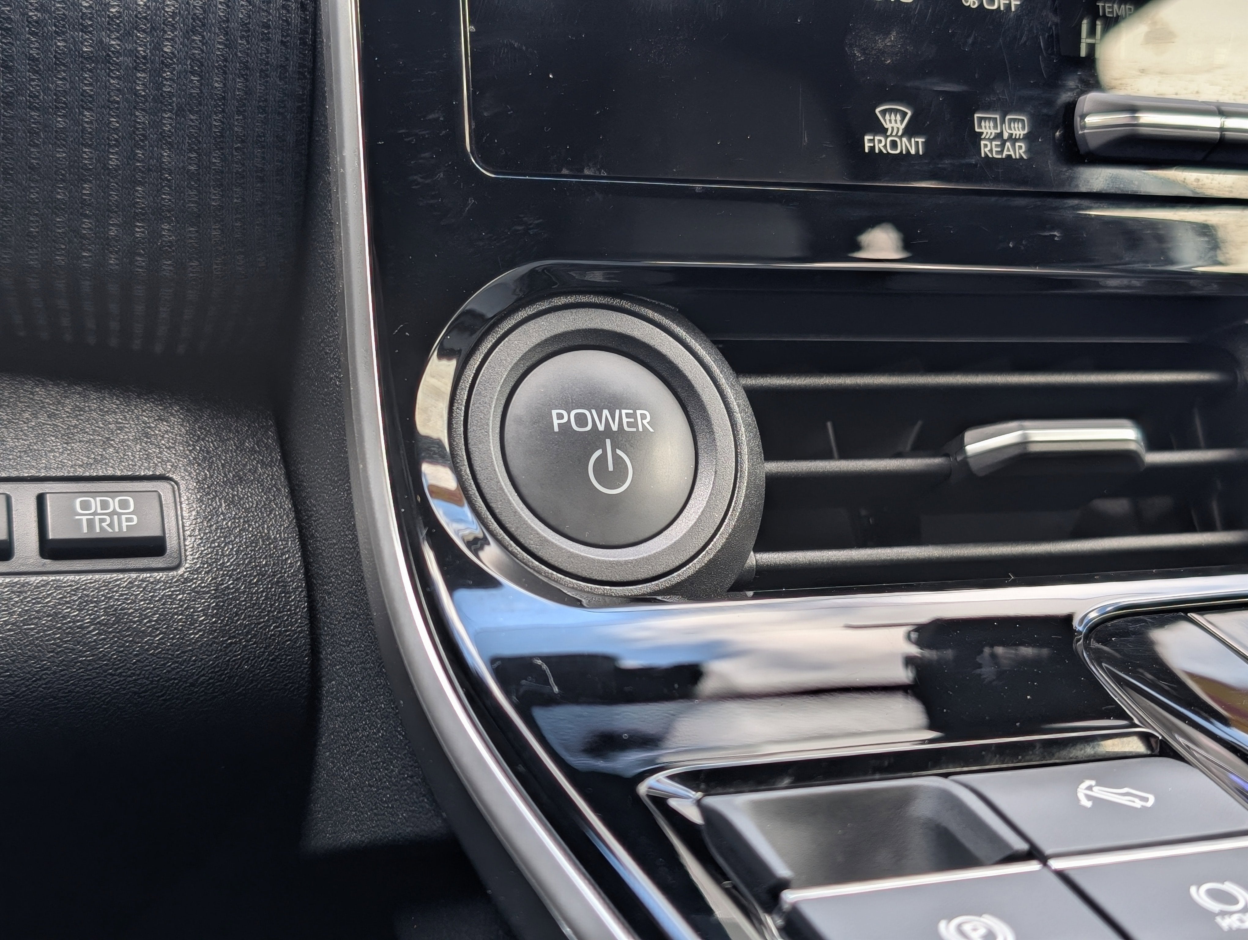 2024 Subaru Solterra Limited