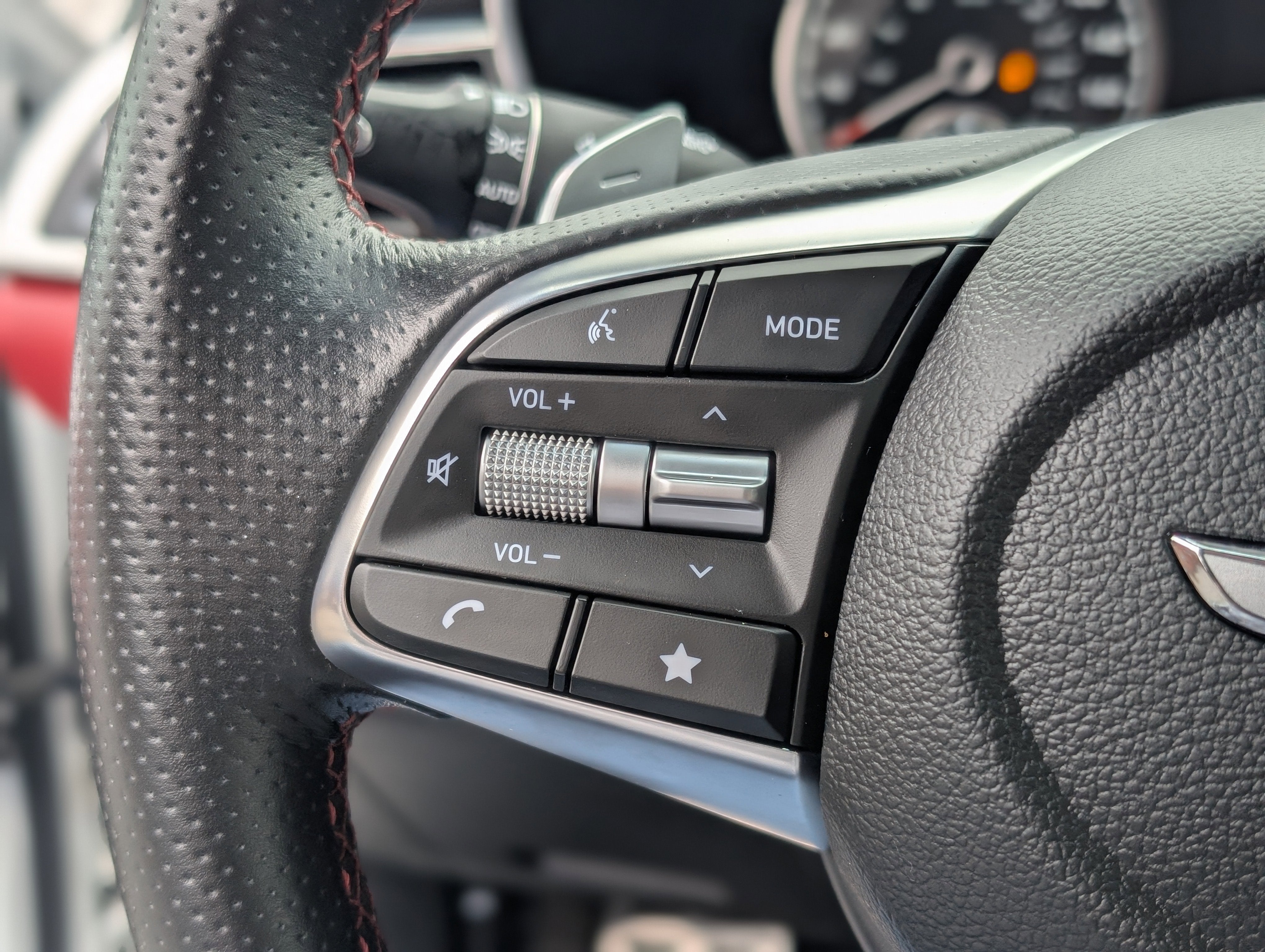 2022 Genesis G70 3.3T Launch Edition