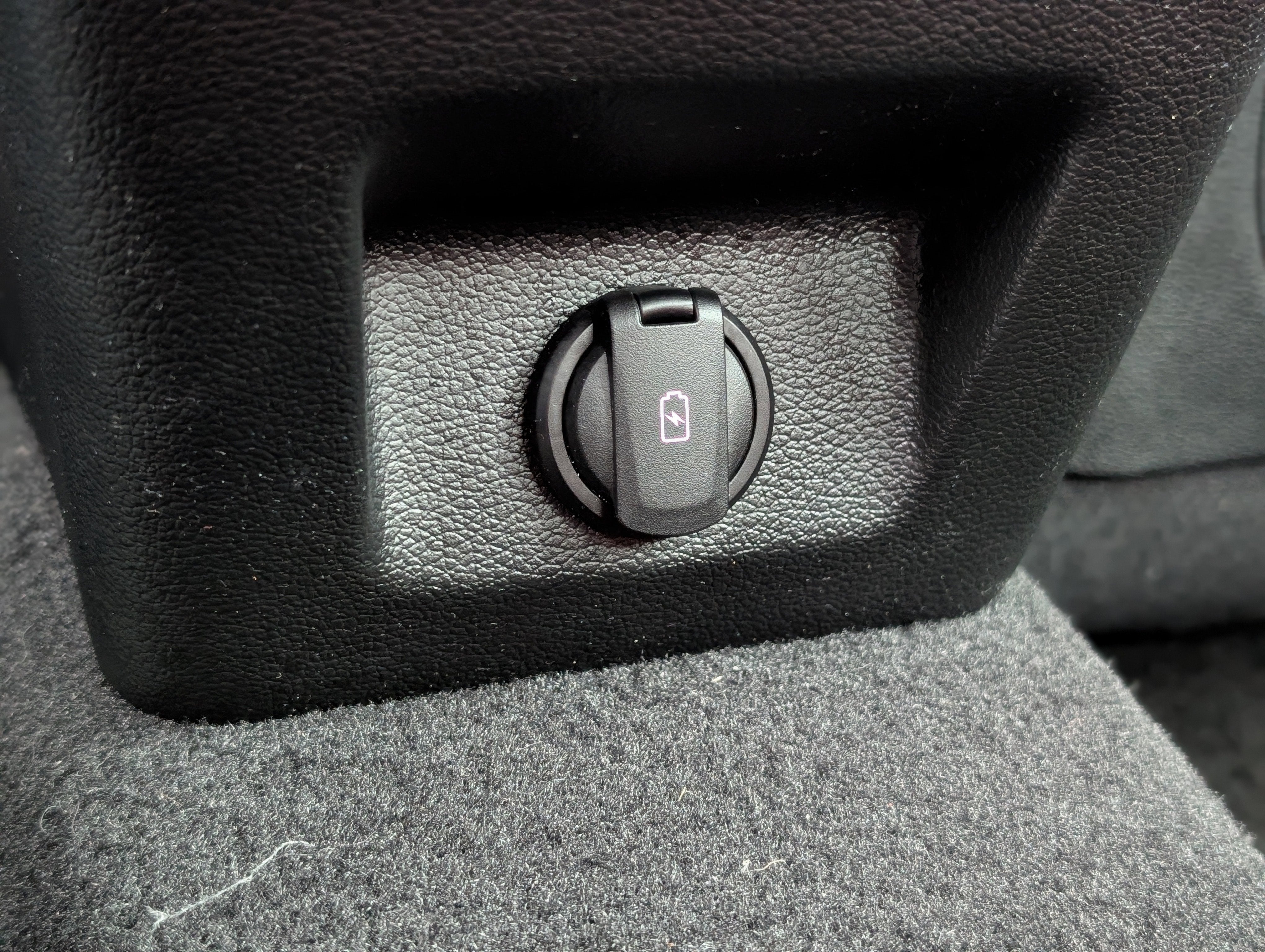 2022 Genesis G70 3.3T Launch Edition