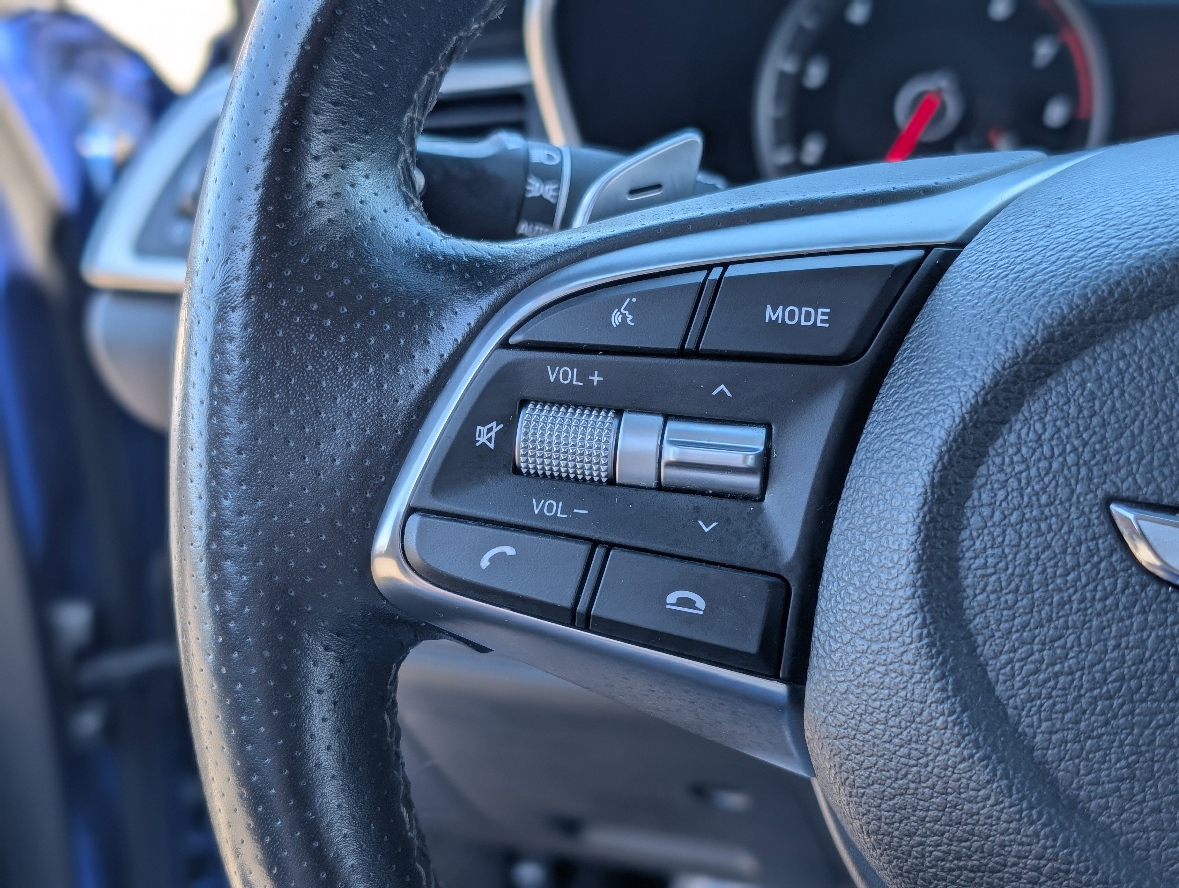 2021 Genesis G70 2.0T