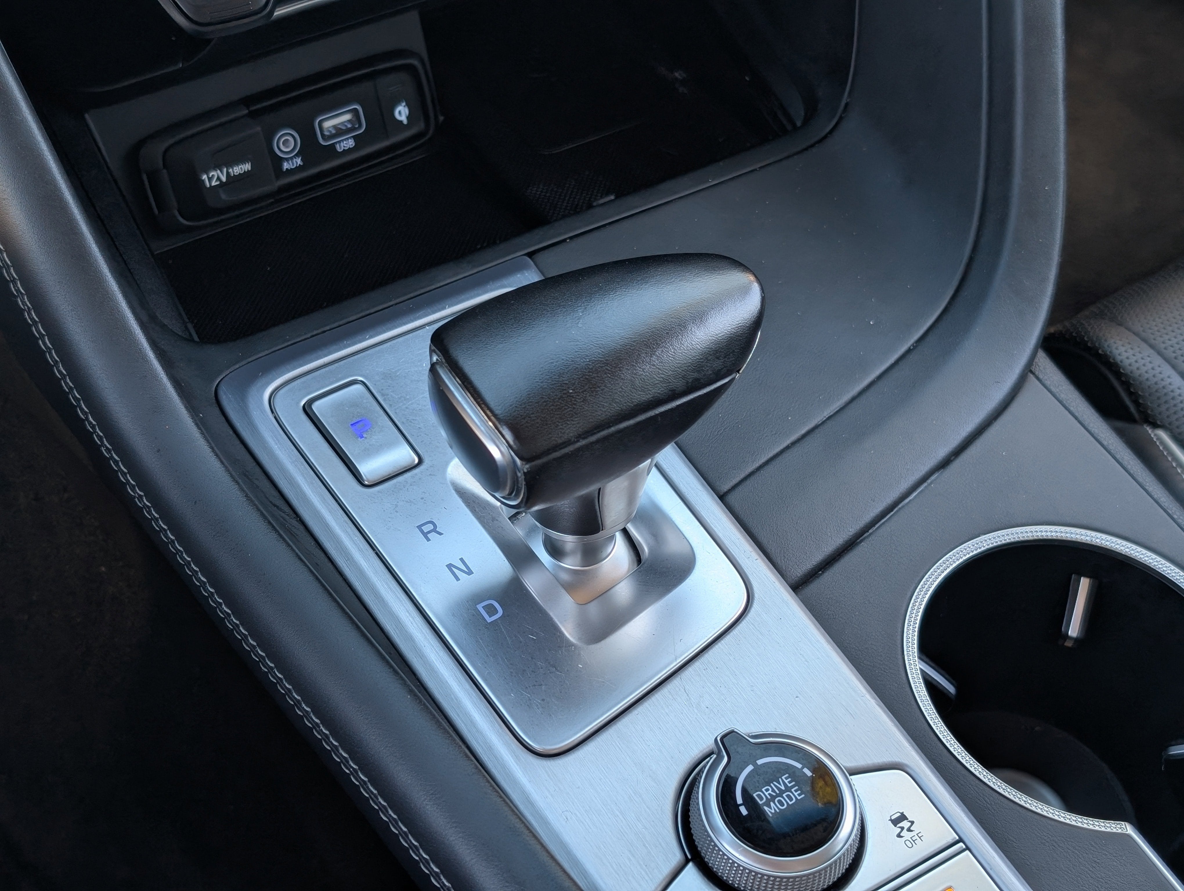 2021 Genesis G70 2.0T